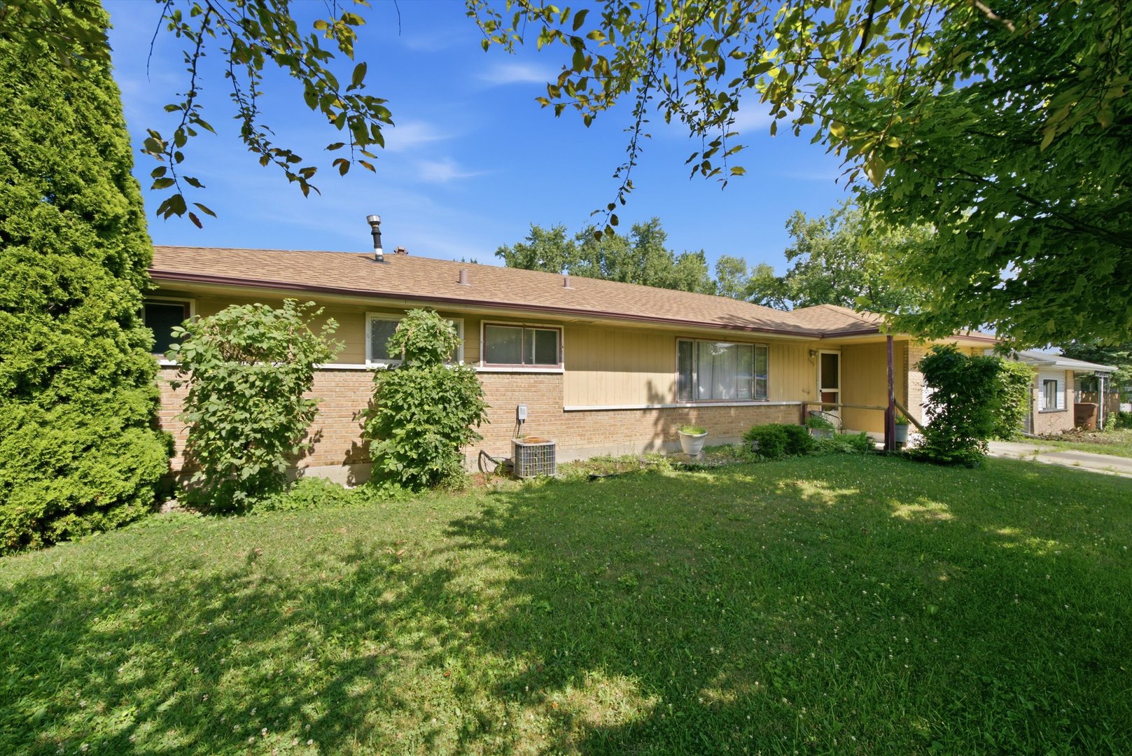 2nd image of 22205 Central Park Ave, Park Forest, IL 60466 | MLS# 12697833