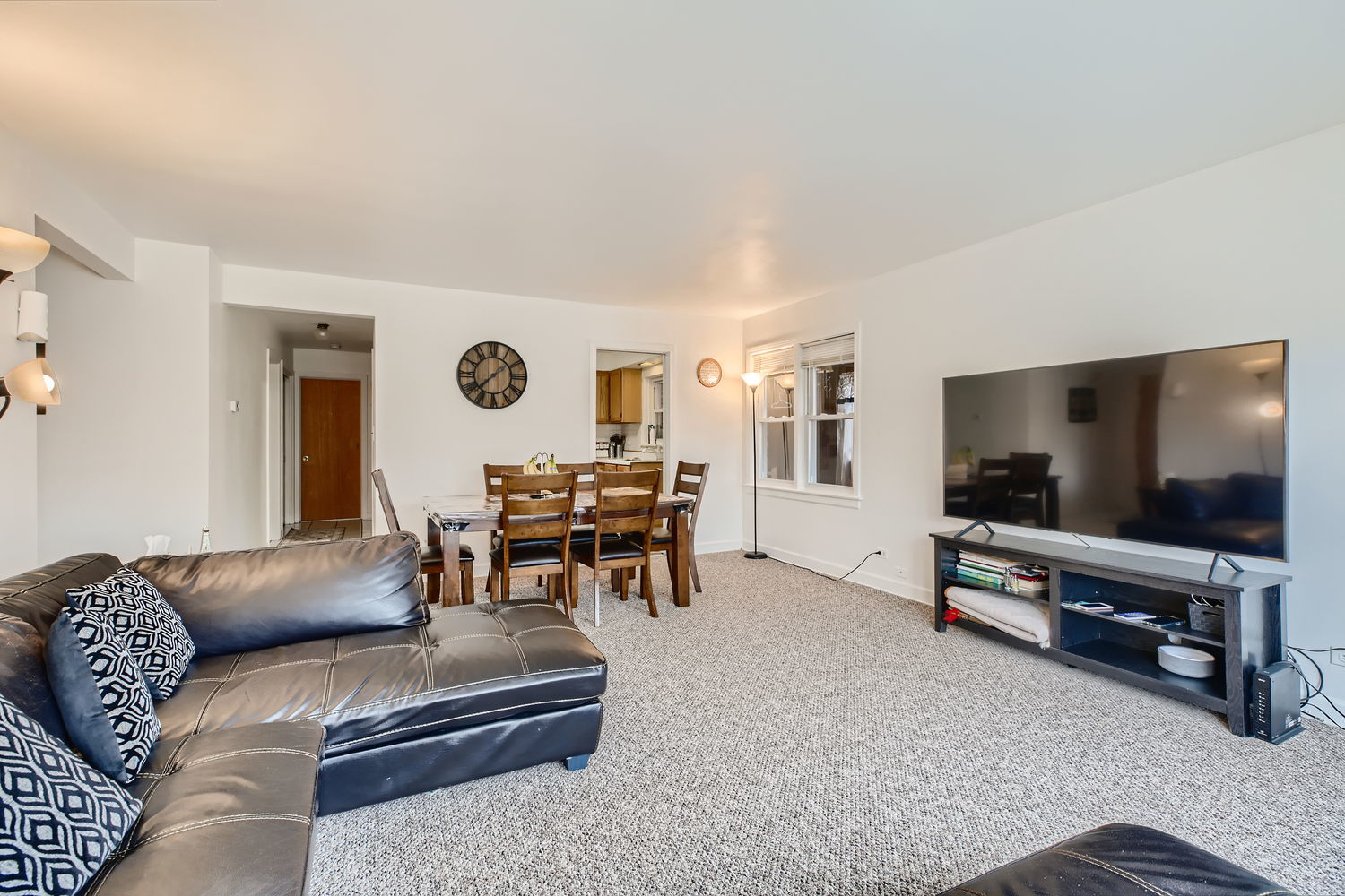 4th image of 9043 Skokie Blvd, Skokie, IL 60077 | MLS# 12697962