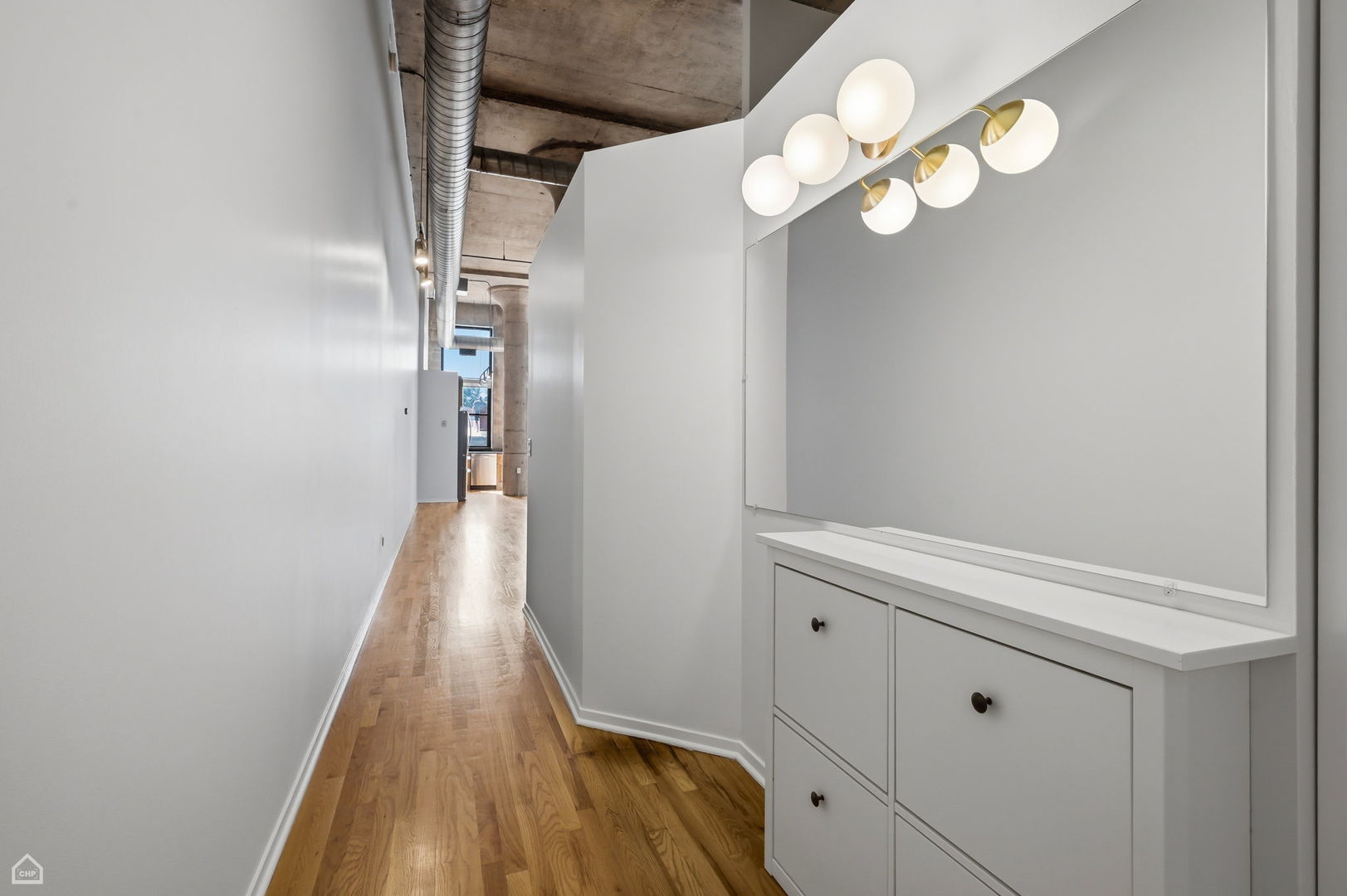 4th image of 1934 N Washtenaw Ave, Chicago, IL 60647