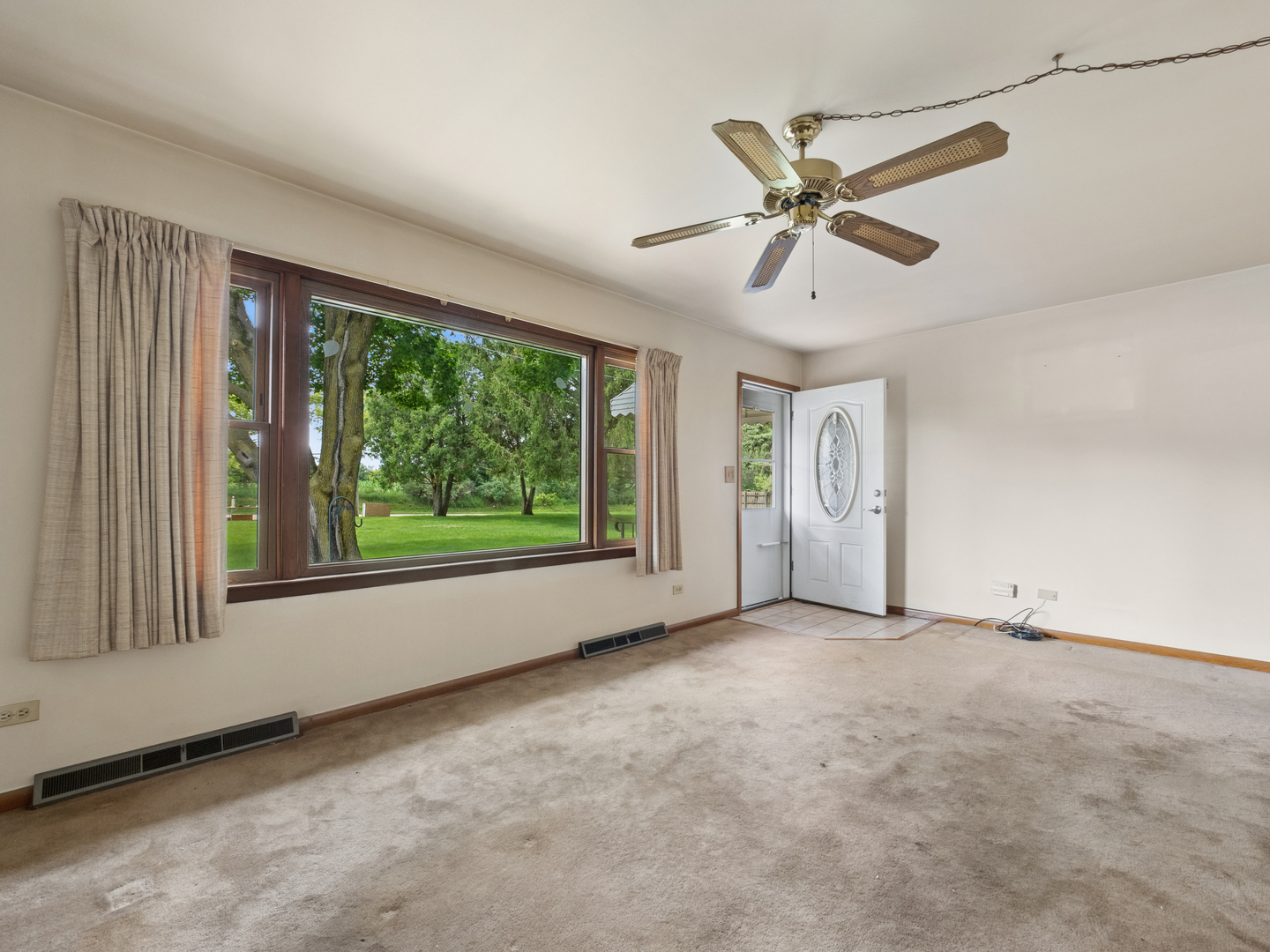 Homes for sale in Hampshire, IL | 12N701 Il Route 47 Route, Hampshire, IL 60140 | MLS# 12698181