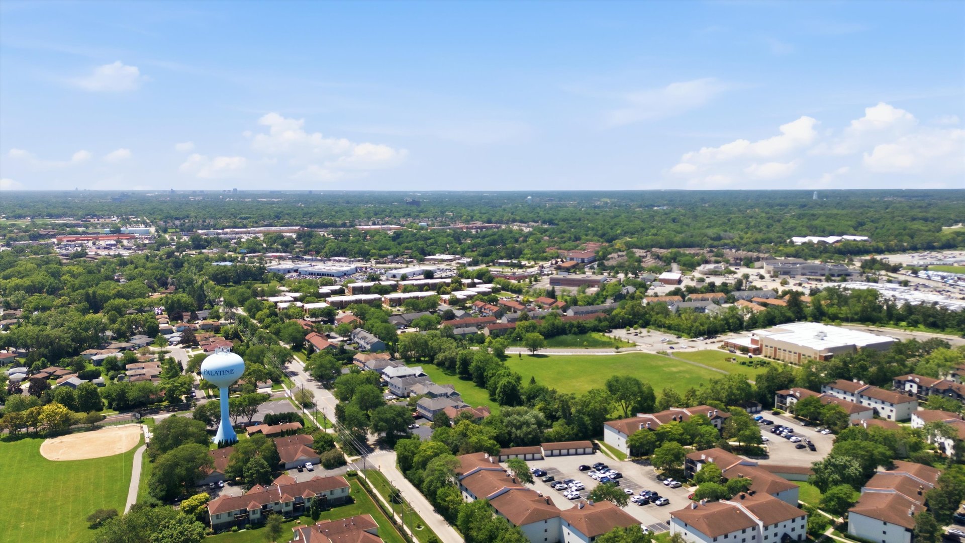 Homes for sale in Palatine, IL | 831 E Carriage Ln #2, Palatine, IL 60074 | MLS# 12698386