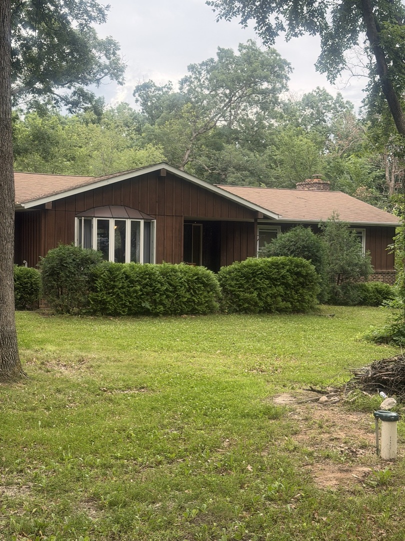 Homes for sale in Marengo, IL | 2812 Woodcliff Dr, Marengo, IL 60152 | MLS# 12698394