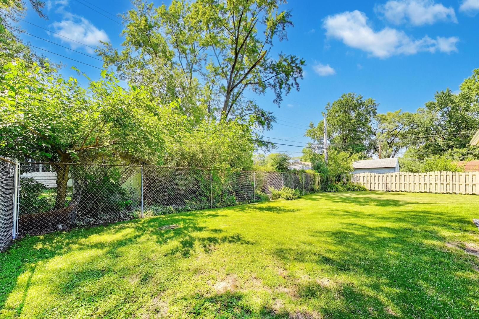29th image of 3 Seneca Dr, Montgomery, IL 60538 | MLS# 12698587