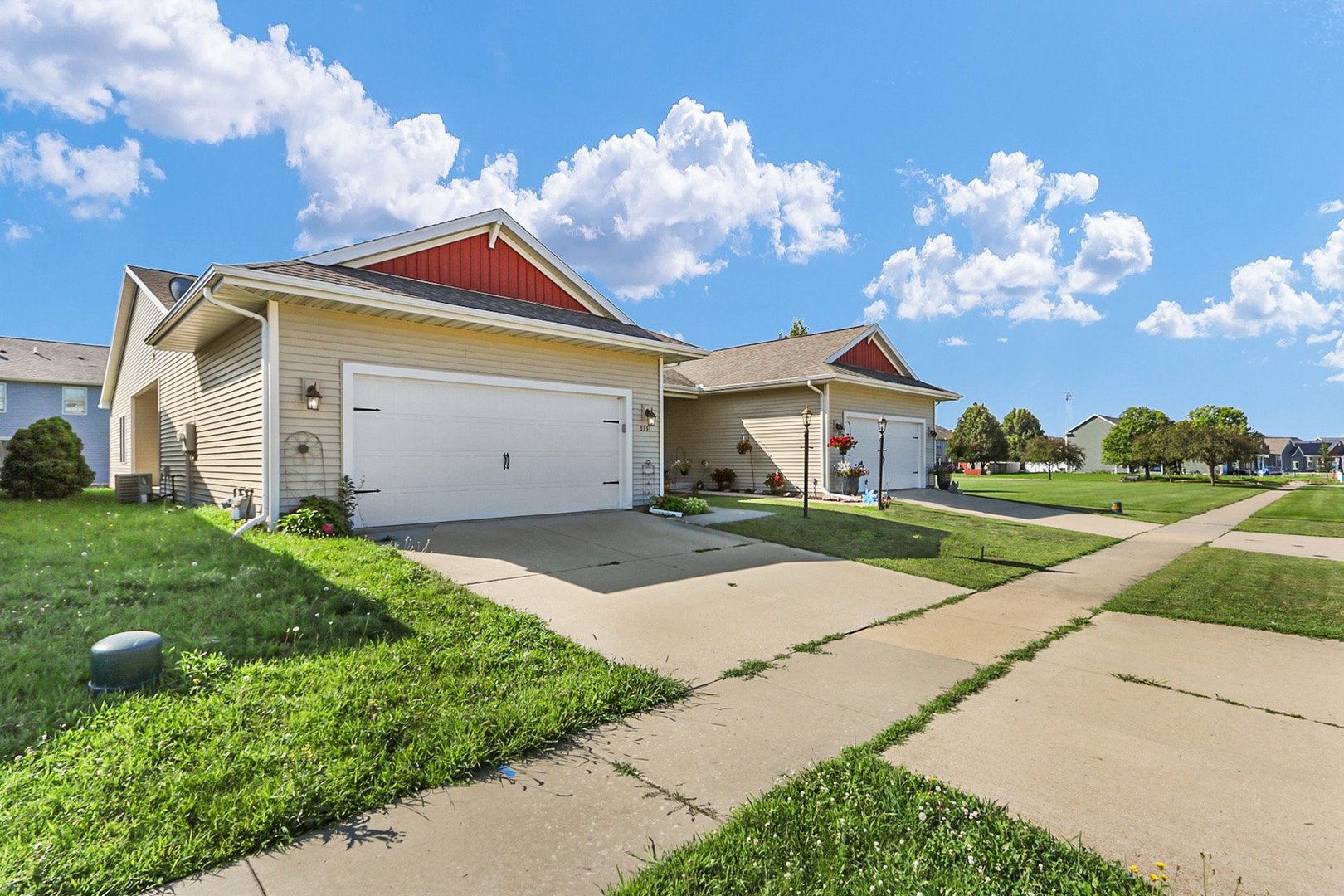 3rd image of 3331 Boulder Ridge Dr, Champaign, IL 61822 | MLS# 12698733