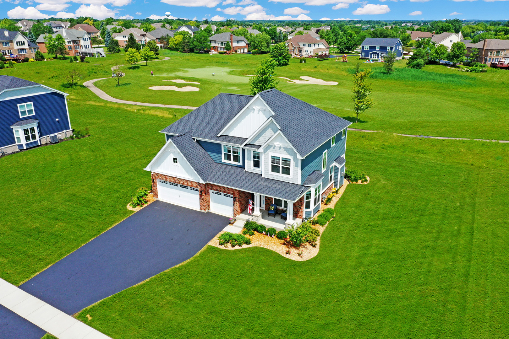 2nd image of 10 Crystal Downs Dr, Hawthorn Woods, IL 60047 | MLS# 12698917