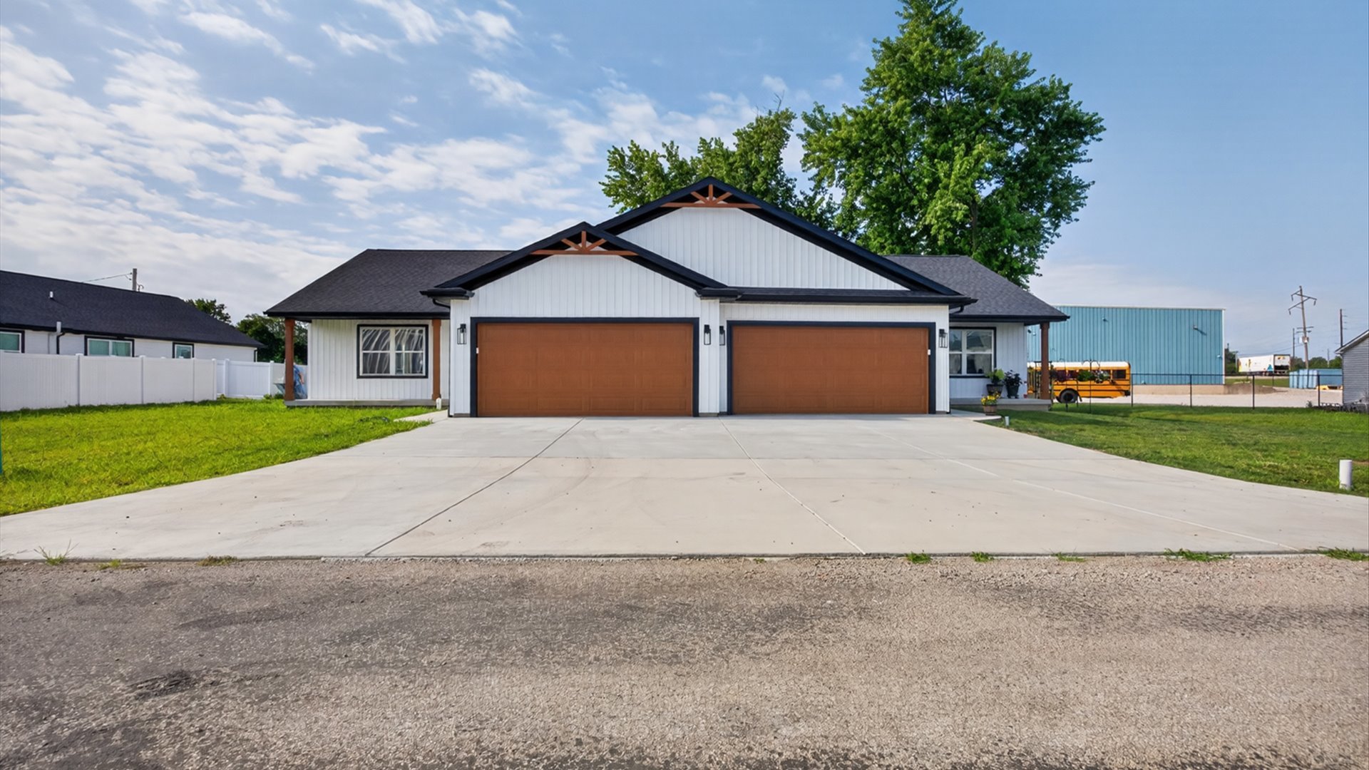 Homes for sale in Lexington, IL | 902 W South St, Lexington, IL 61753 | MLS# 12698961