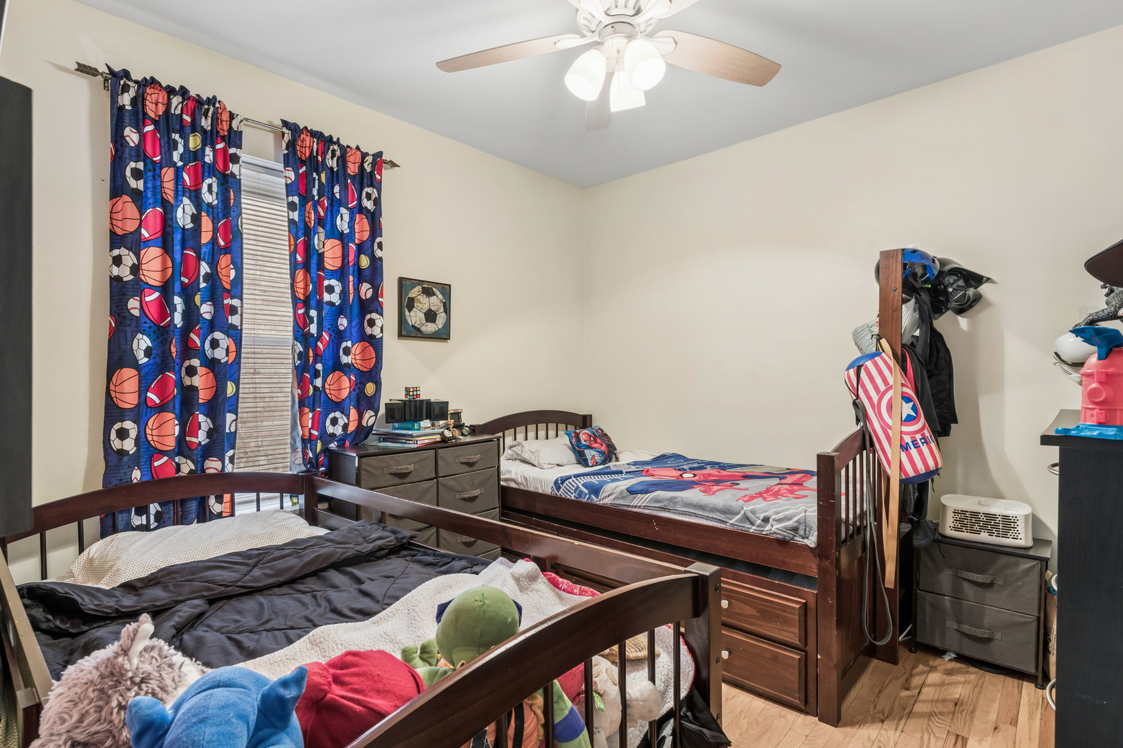 Homes for sale in Chicago, IL | 6150 W Thorndale Ave, Chicago, IL 60646 | MLS# 12699054