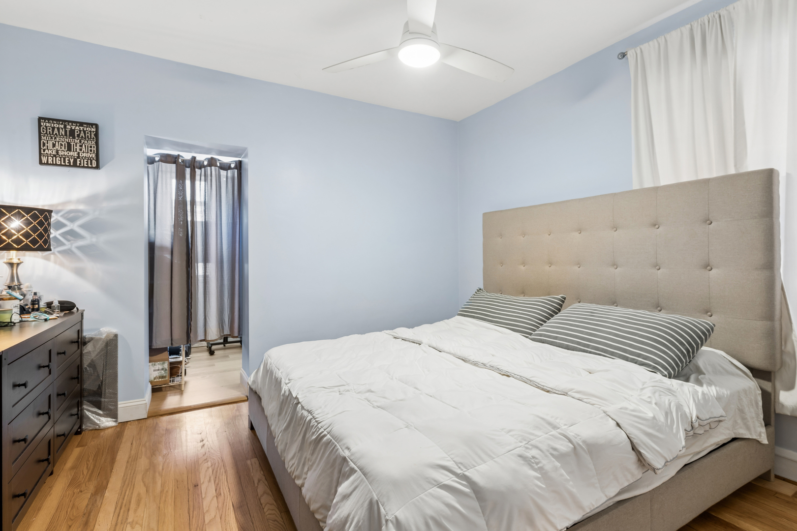Homes for sale in Chicago, IL | 6150 W Thorndale Ave, Chicago, IL 60646 | MLS# 12699054
