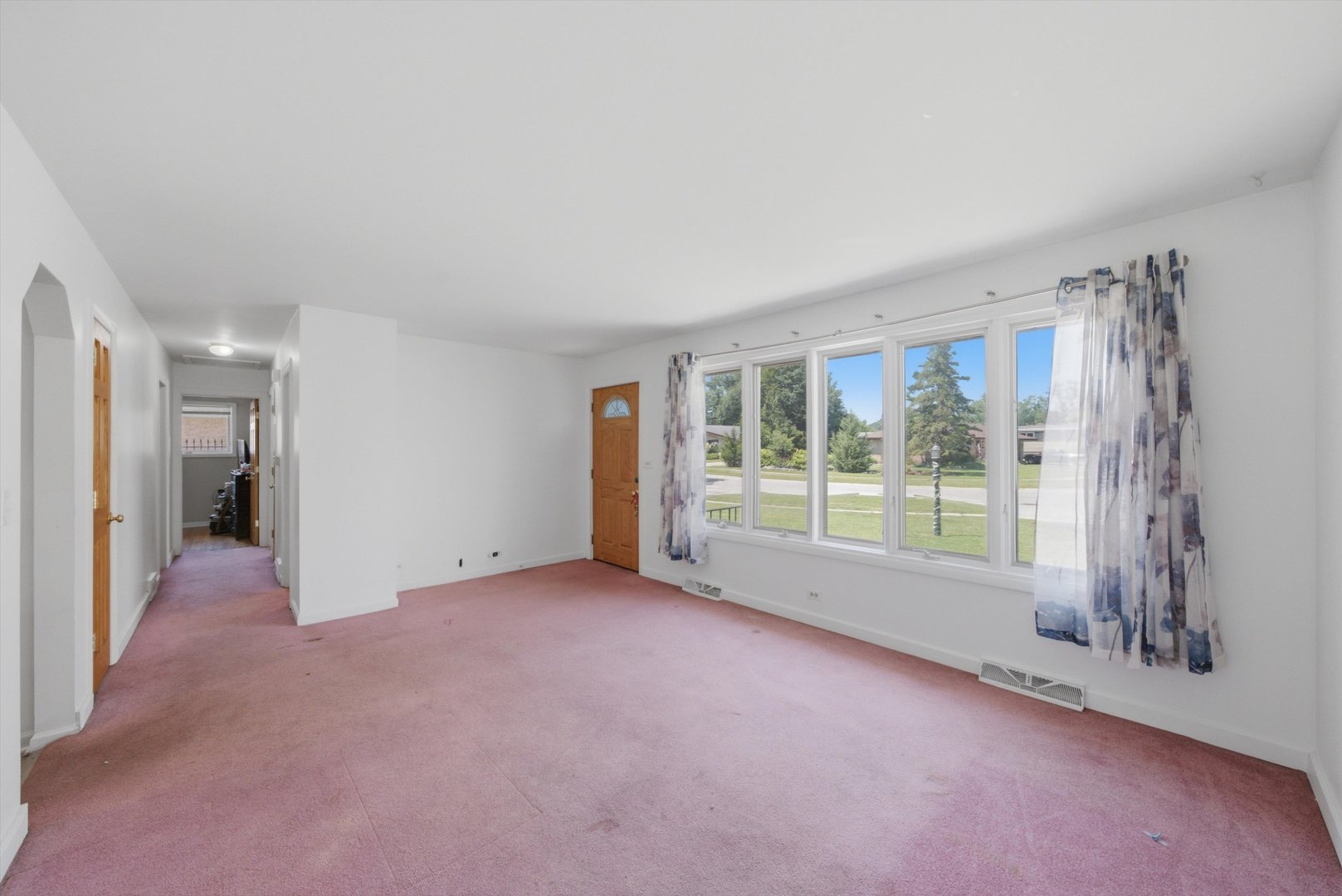 Homes for sale in Elmhurst, IL | 15W425 Victory Pkwy, Elmhurst, IL 60126 | MLS# 12699247
