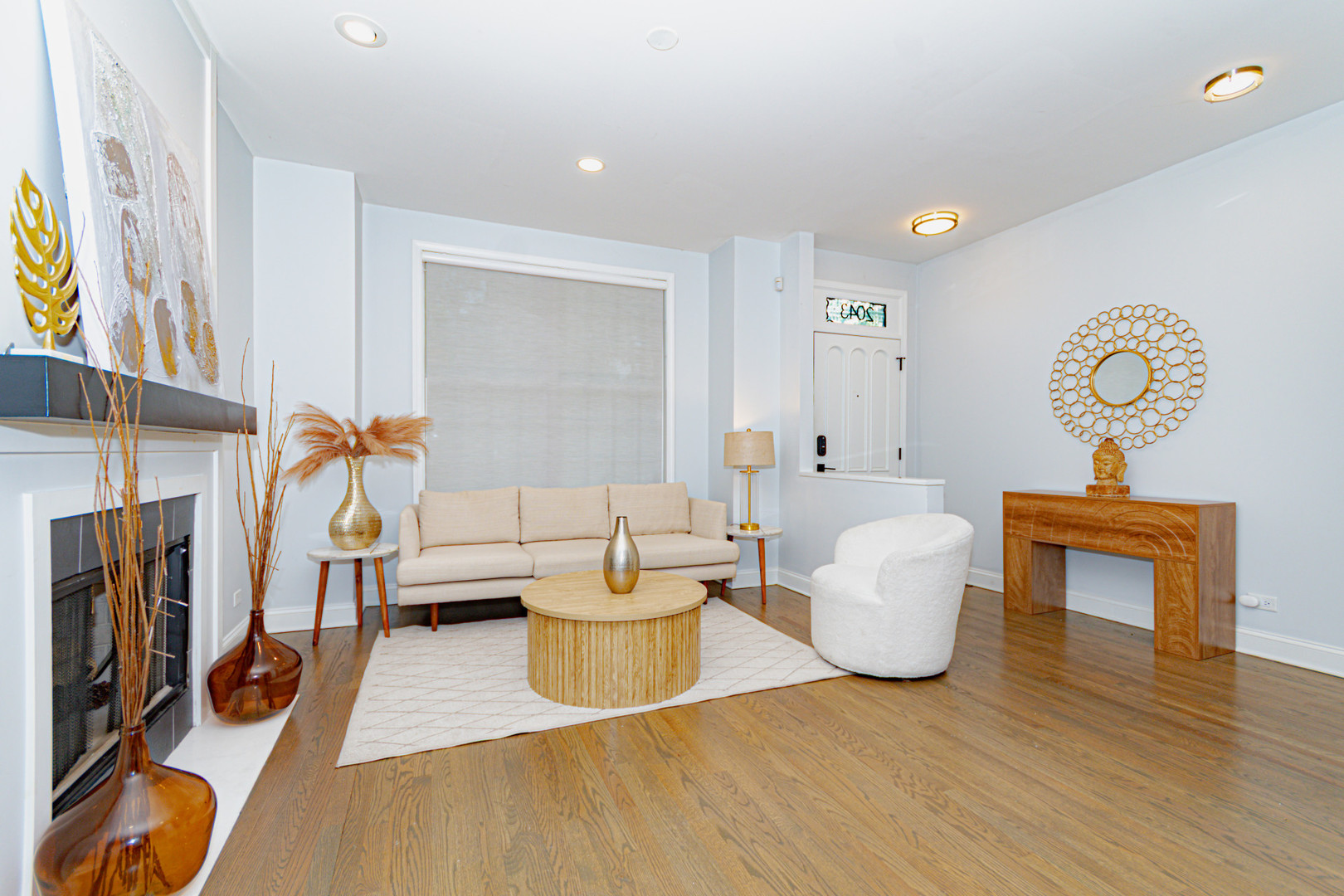 Homes for sale in Chicago, IL | 2043 W Saint Paul Ave, Chicago, IL 60647 | MLS# 12699349