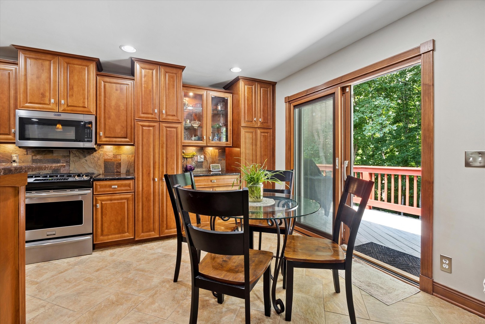 5th image of 4433 Brittany Dr, Lisle, IL 60532 | MLS# 12699386