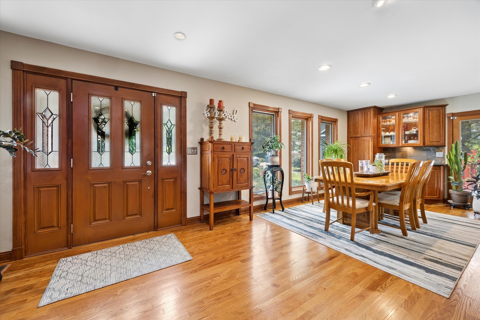 3rd image of 4433 Brittany Dr, Lisle, IL 60532 | MLS# 12699386