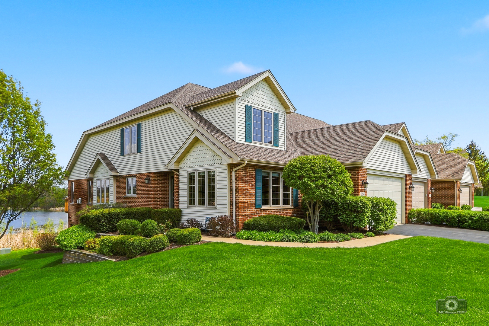 2nd image of 12198 Oxford Ct, Lemont, IL 60439 | MLS# 12699391