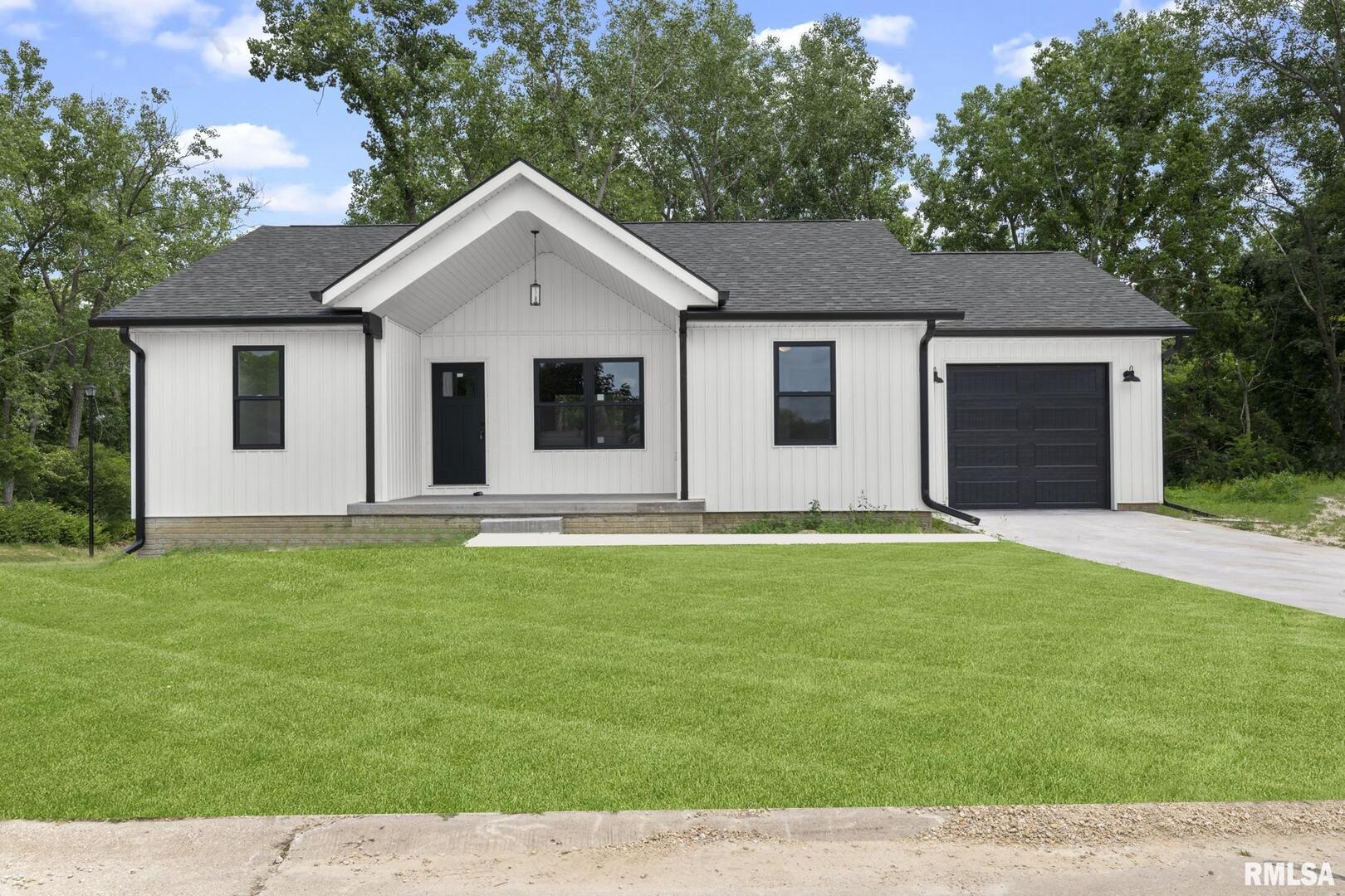 1st image of 813 Williams Wy, Carbon Cliff, IL 61239 | MLS# 12699434