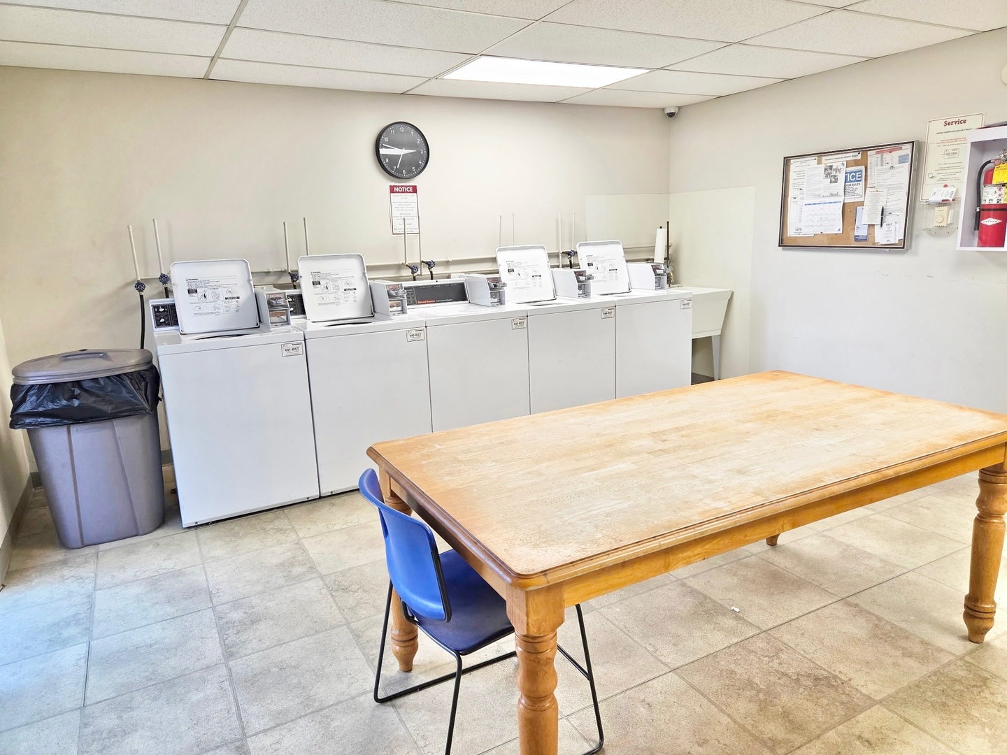 2nd image of 850 Des Plaines Ave, Forest Park, IL 60130