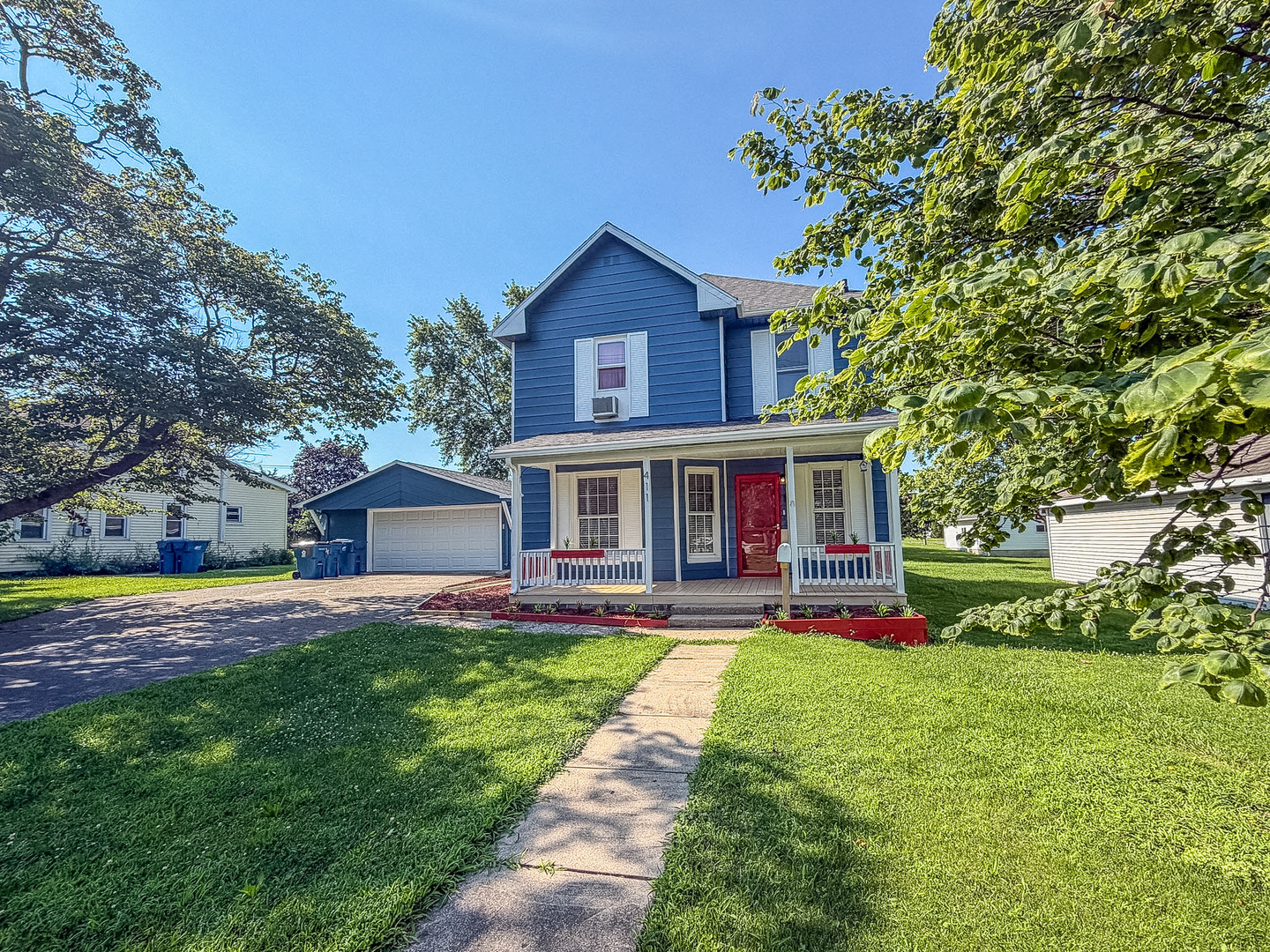 Homes for sale in Hoopeston, IL | 411 E Seminary Ave, Hoopeston, IL 60942 | MLS# 12699573