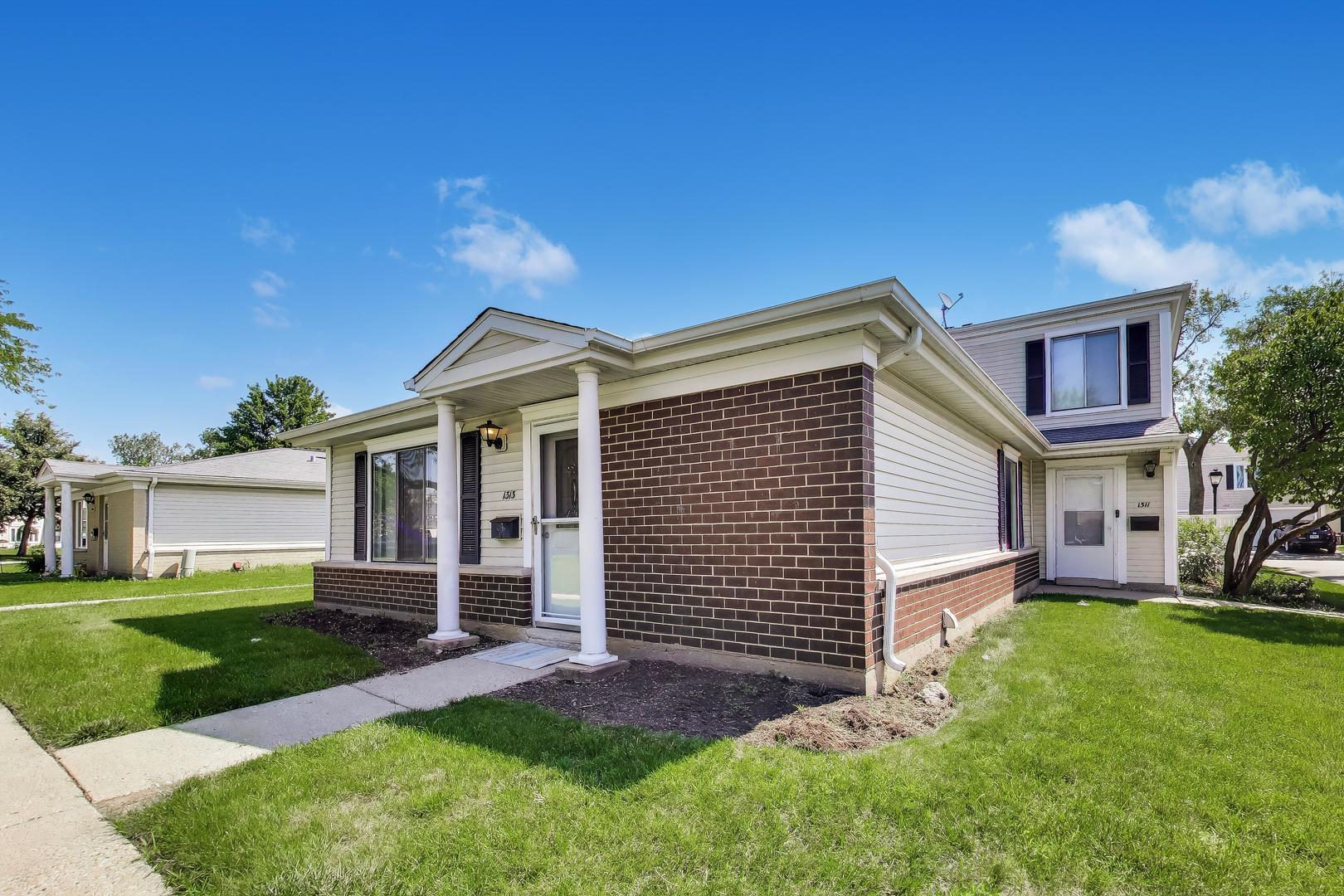 Homes for sale in Prospect Heights, IL | 1313 Cove Dr #211A, Prospect Heights, IL 60070 | MLS# 12699869