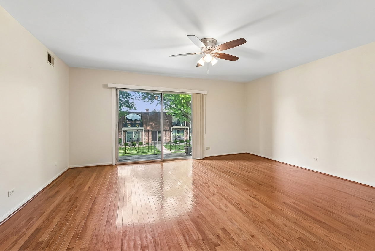 3rd image of 12750 Carriage Ln #C2, Crestwood, IL 60418 | MLS# 12700086