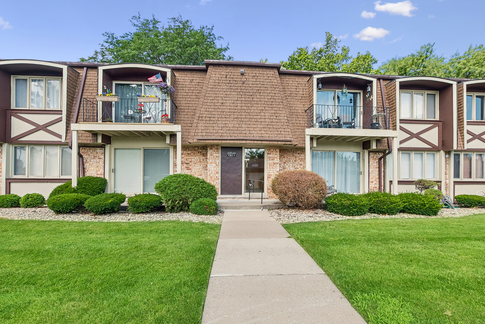 1st image of 12750 Carriage Ln #C2, Crestwood, IL 60418 | MLS# 12700086