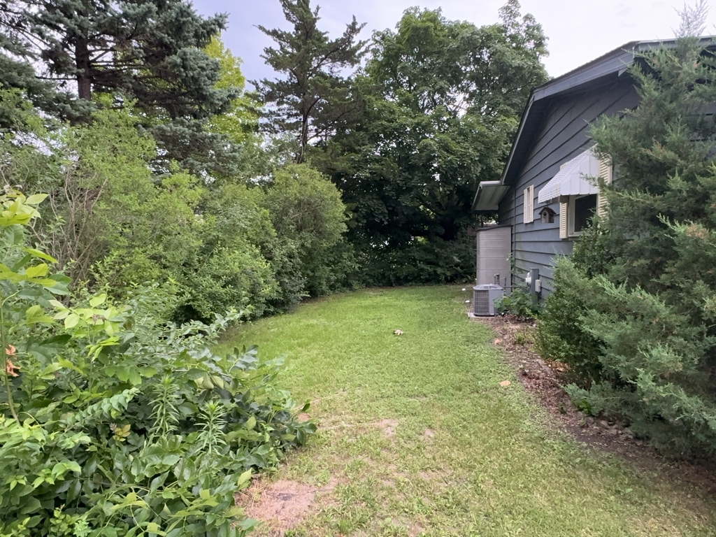 Homes for sale in Crystal Lake, IL | 613 Terrace Dr, Crystal Lake, IL 60014 | MLS# 12700115