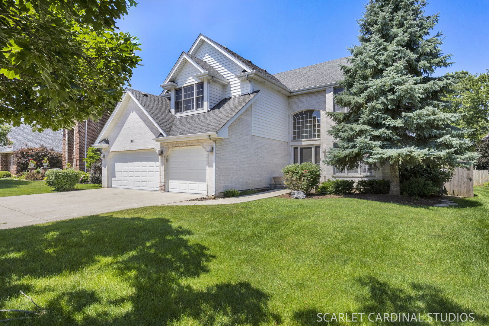 2nd image of 948 67th St, Darien, IL 60561 | MLS# 12700173
