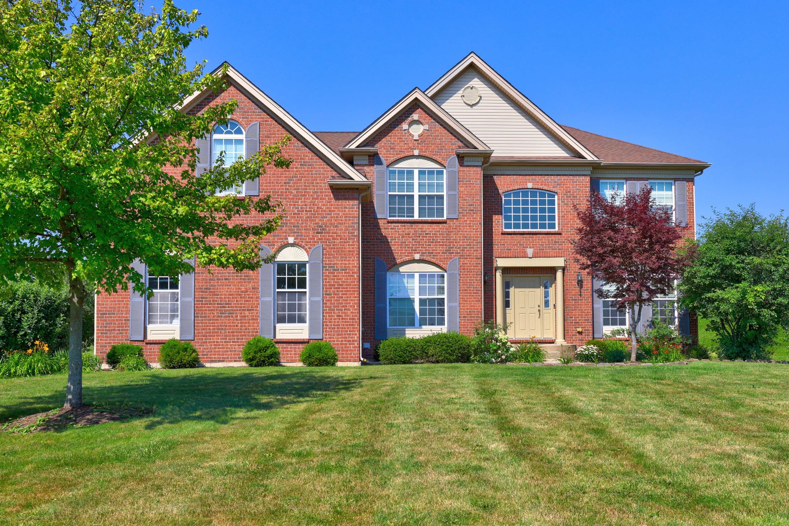 1st image of 5587 Notting Hill Rd, Gurnee, IL 60031 | MLS# 12700182