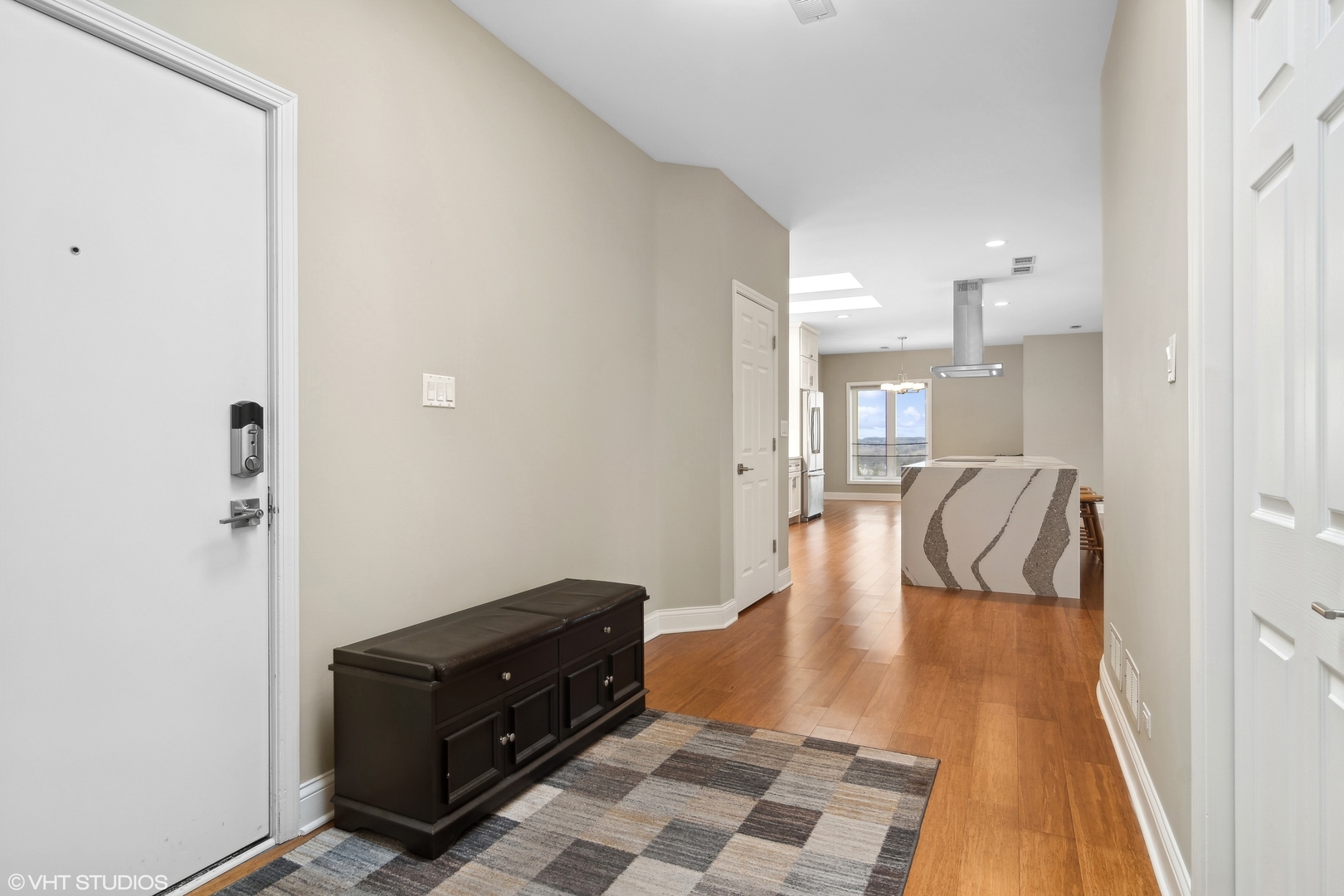 Homes for sale in Palatine, IL | 1 Renaissance Pl, Palatine, IL 60067
