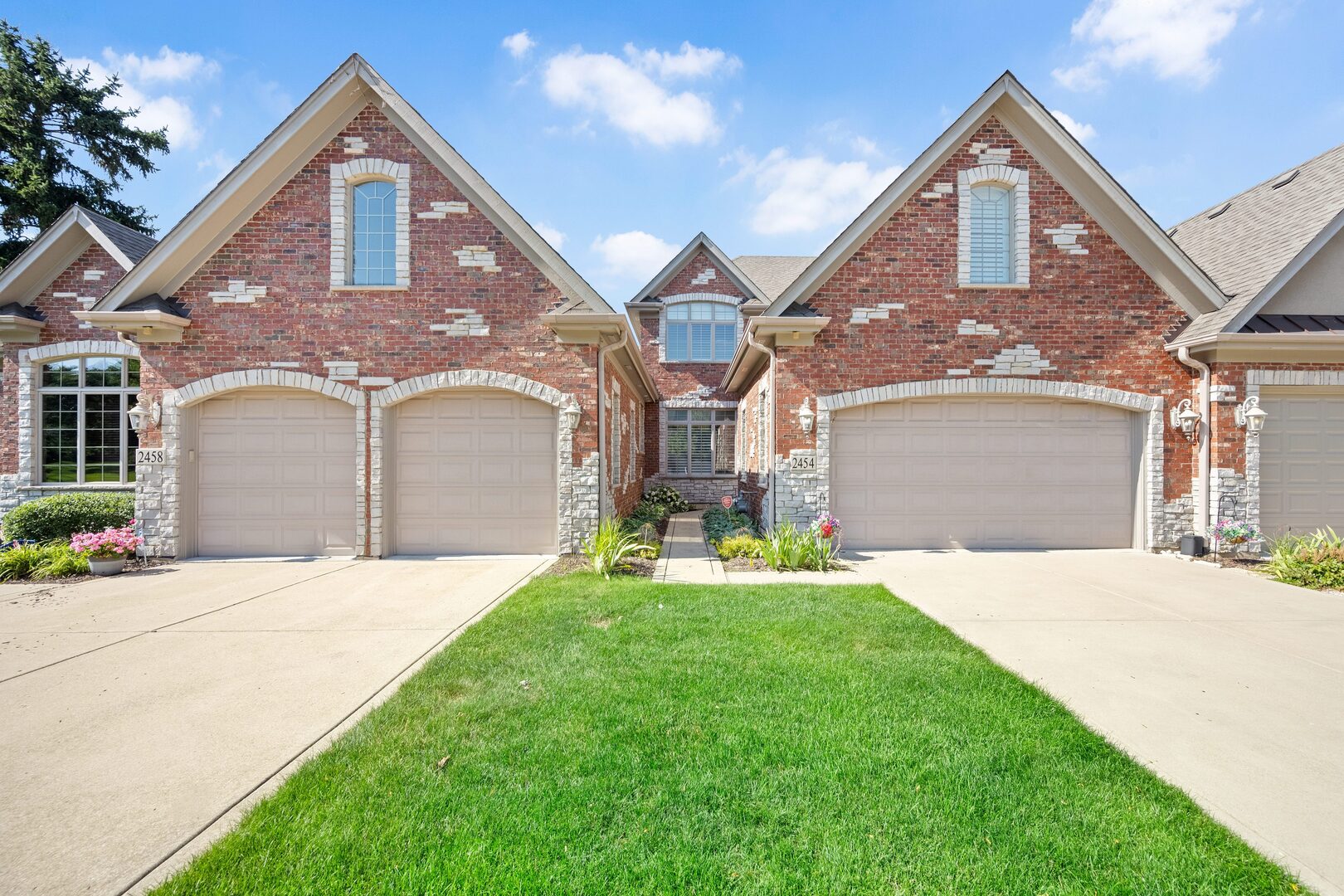 1st image of 2454 Durand Dr, Downers Grove, IL 60516 | MLS# 12700232