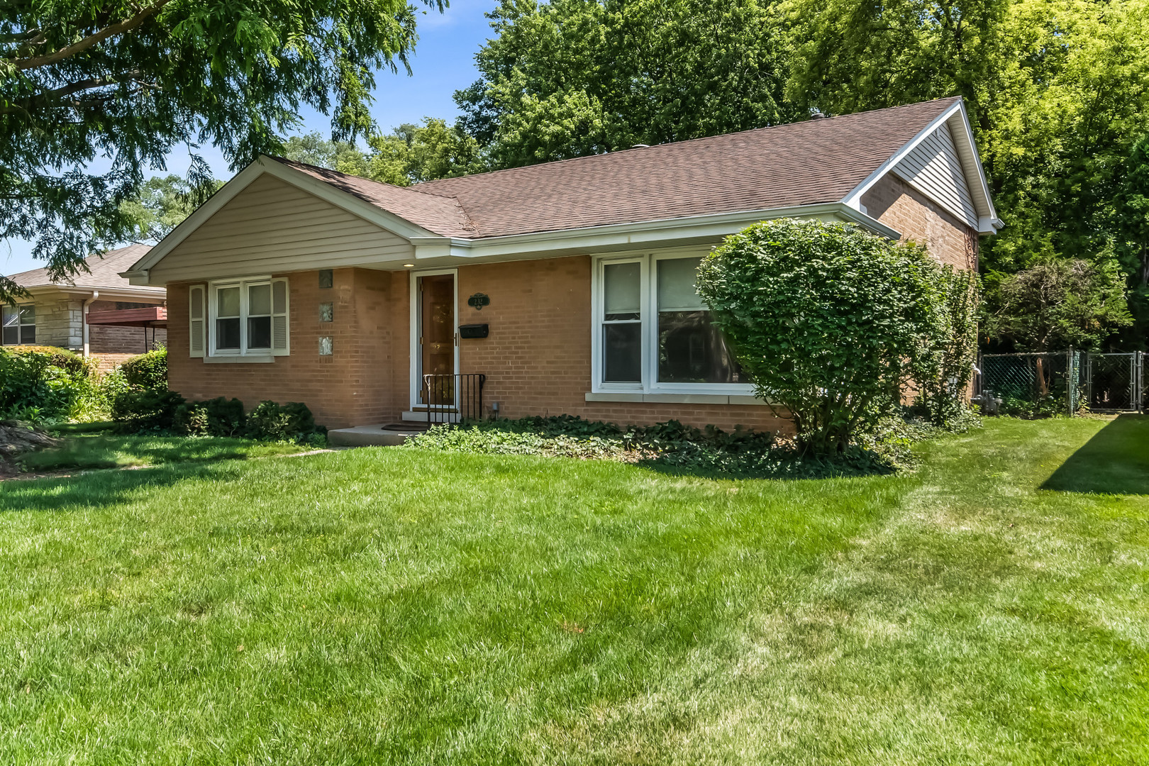 1st image of 232 Thelin Ct, Wilmette, IL 60091 | MLS# 12700234