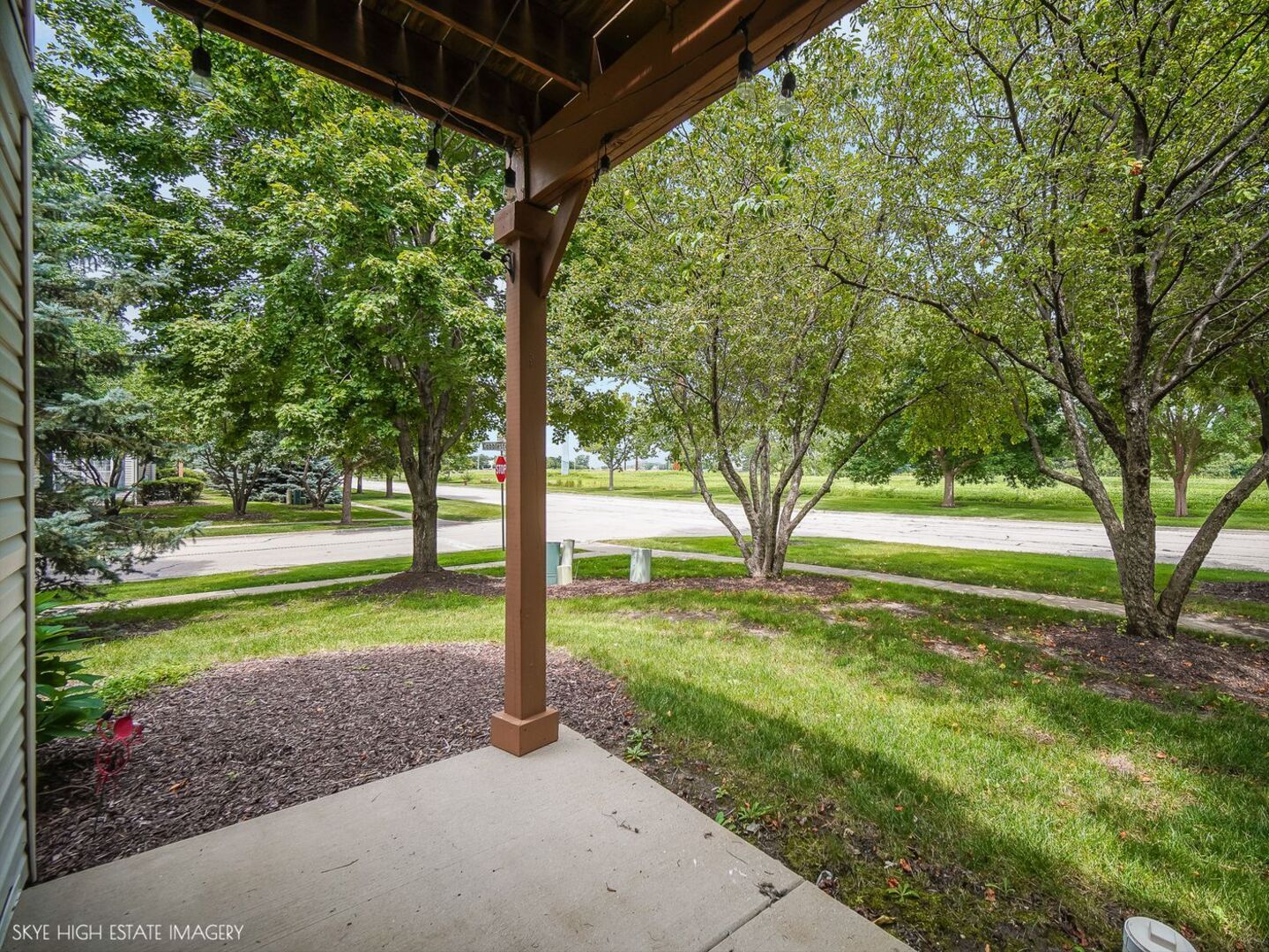 Homes for sale in Romeoville, IL | 1901 W Crestview Cir #1901, Romeoville, IL 60446 | MLS# 12700287