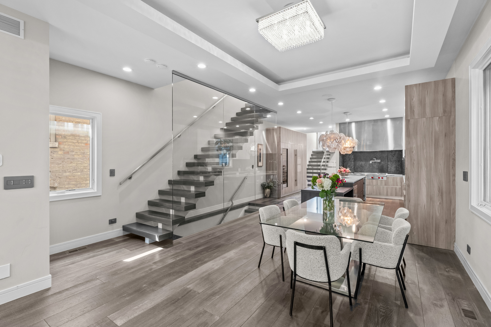 Homes for sale in Chicago, IL | 1620 W Pierce Ave, Chicago, IL 60622 | MLS# 12700481