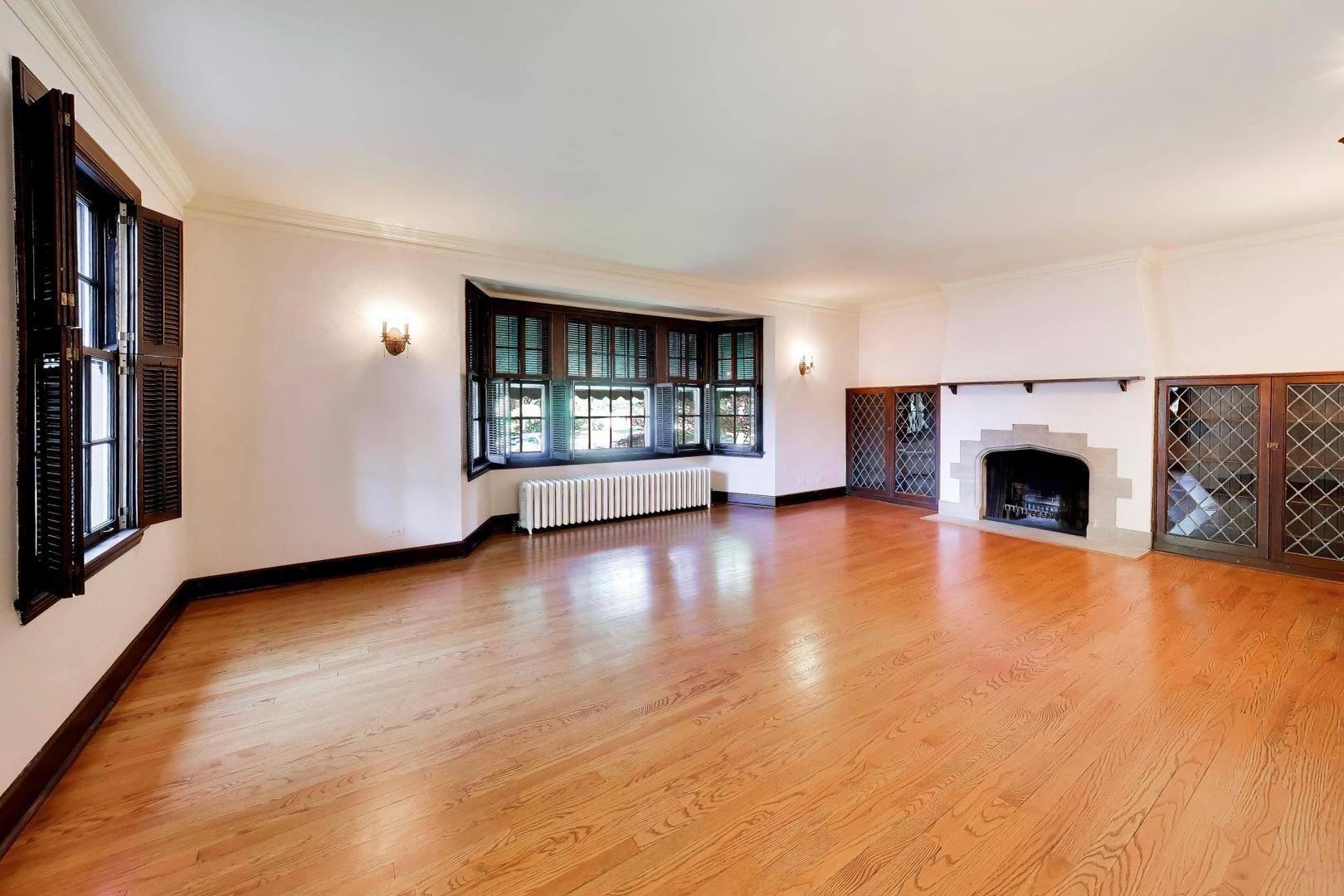 2nd image of 6933 N Oriole Ave, Chicago, IL 60631 | MLS# 12700586