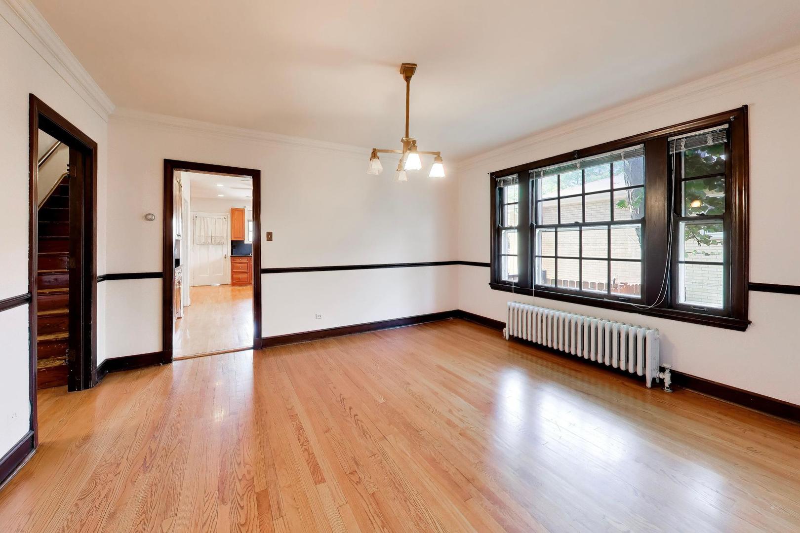 5th image of 6933 N Oriole Ave, Chicago, IL 60631 | MLS# 12700586