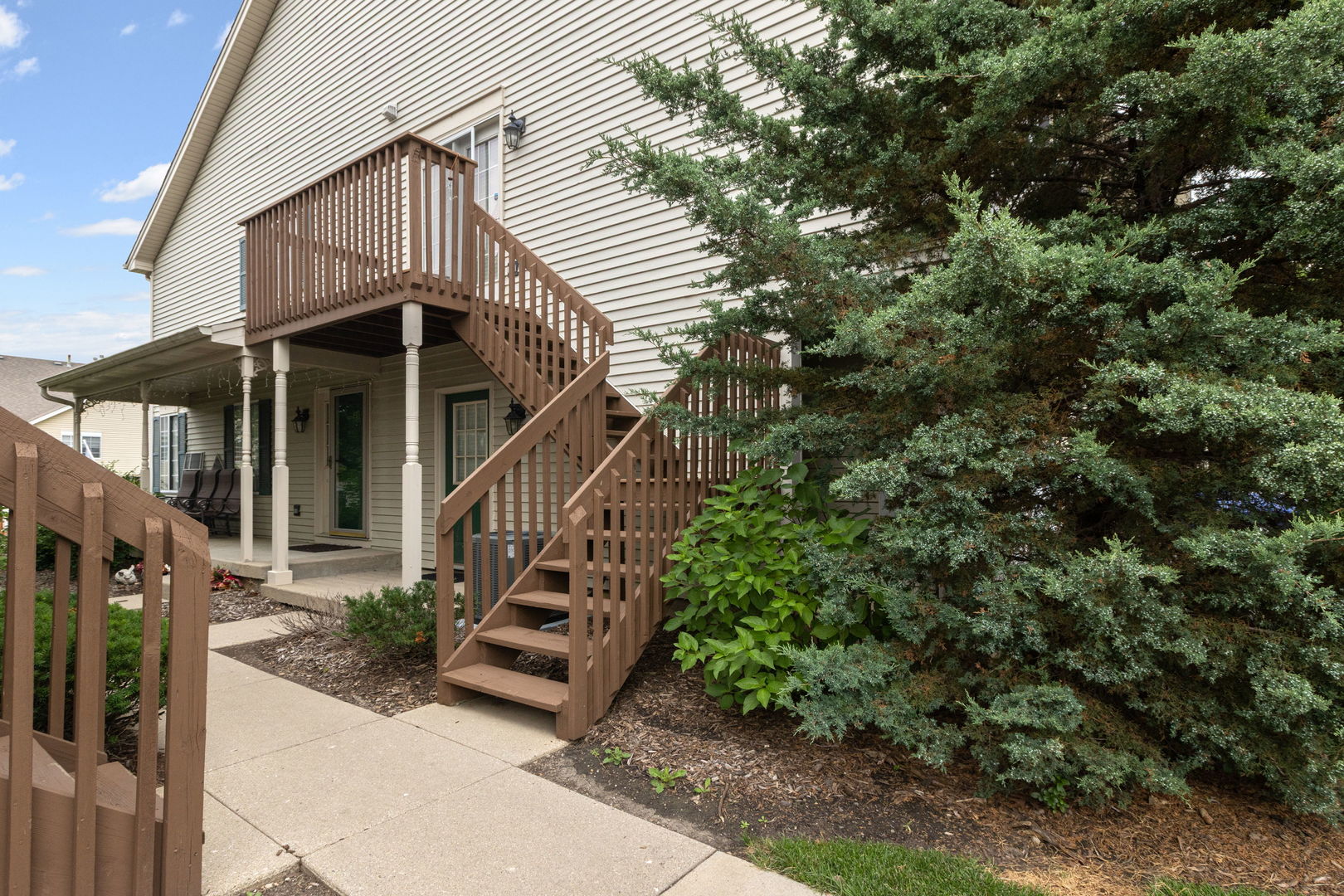 Homes for sale in Lake In The Hills, IL | 177 Village Creek Dr #177, Lake In The Hills, IL 60156 | MLS# 12700674