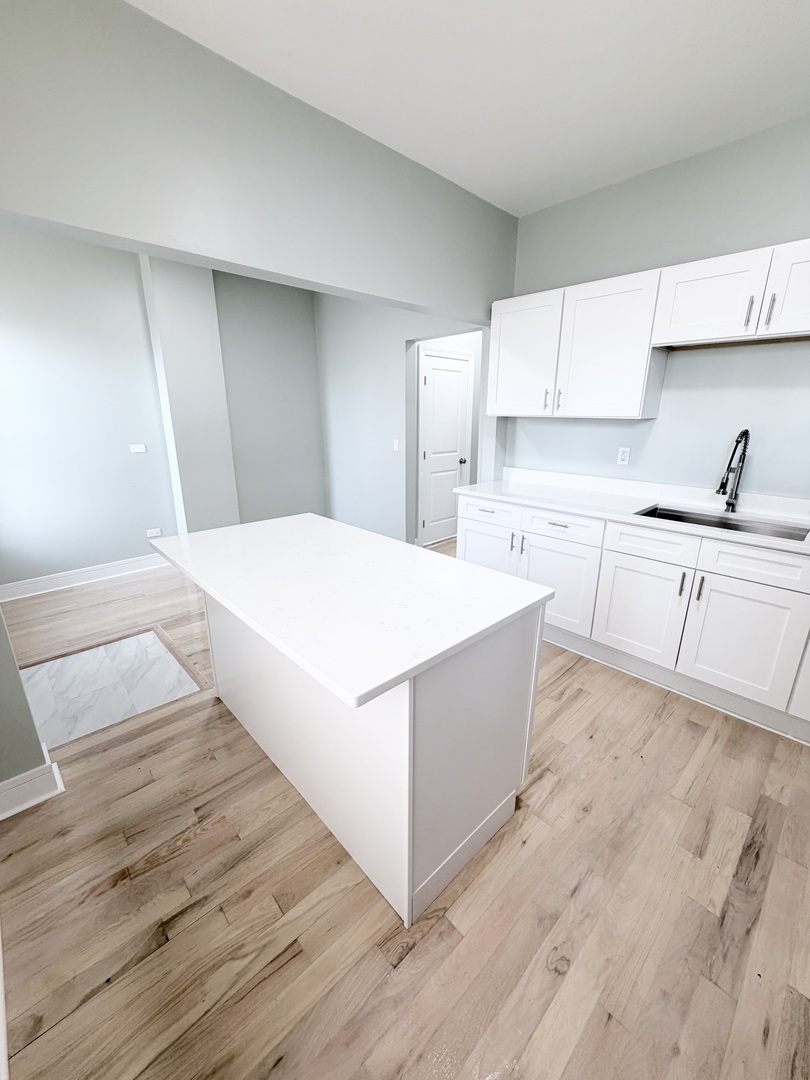 Homes for sale in Chicago, IL | 4155 W Arthington St, Chicago, IL 60624 | MLS# 12700685