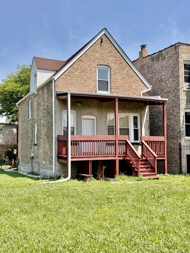 Homes for sale in Chicago, IL | 4155 W Arthington St, Chicago, IL 60624 | MLS# 12700685