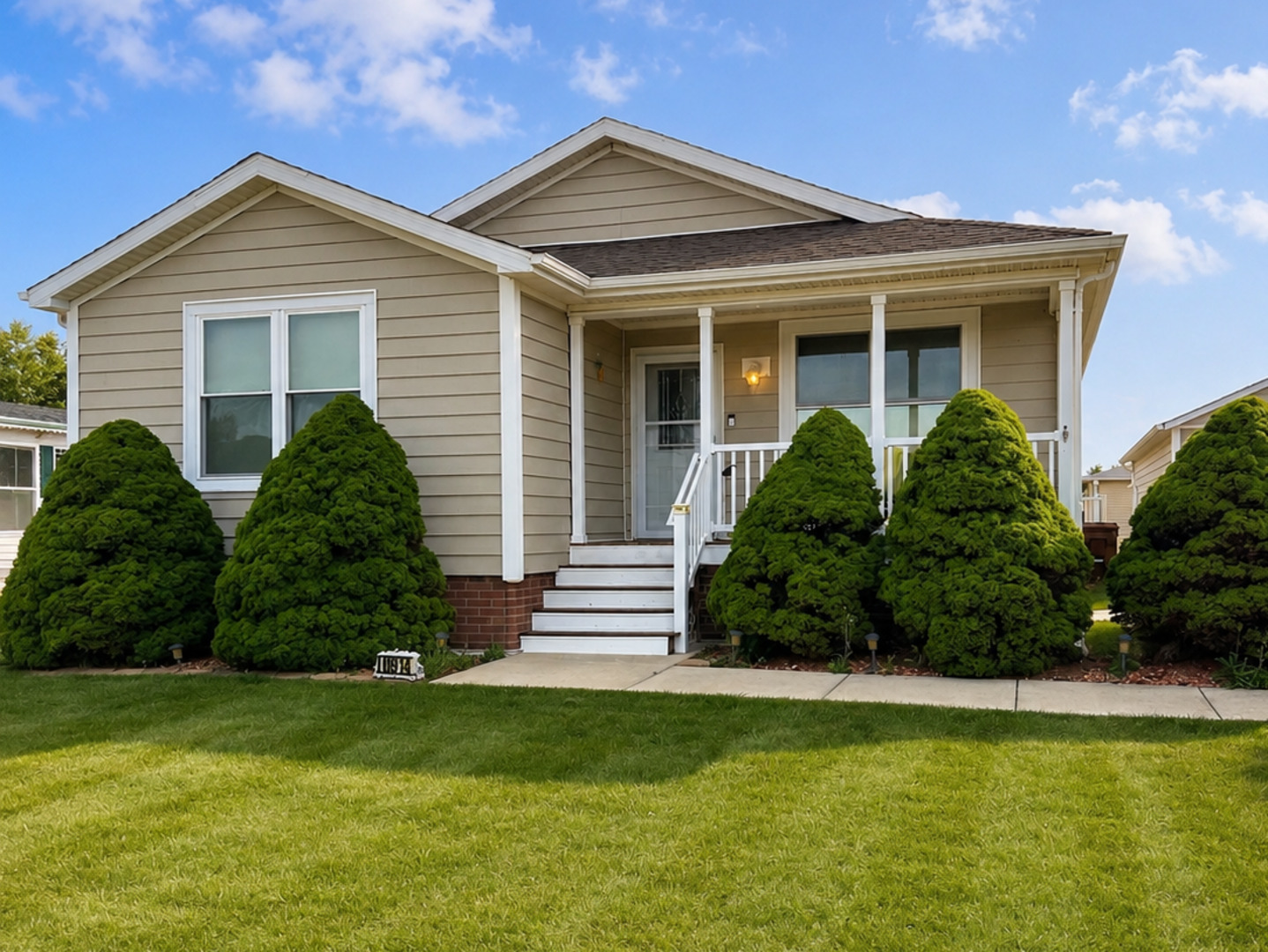1st image of 10914 W Kemper Ln, Frankfort, IL 60423 | MLS# 12700757