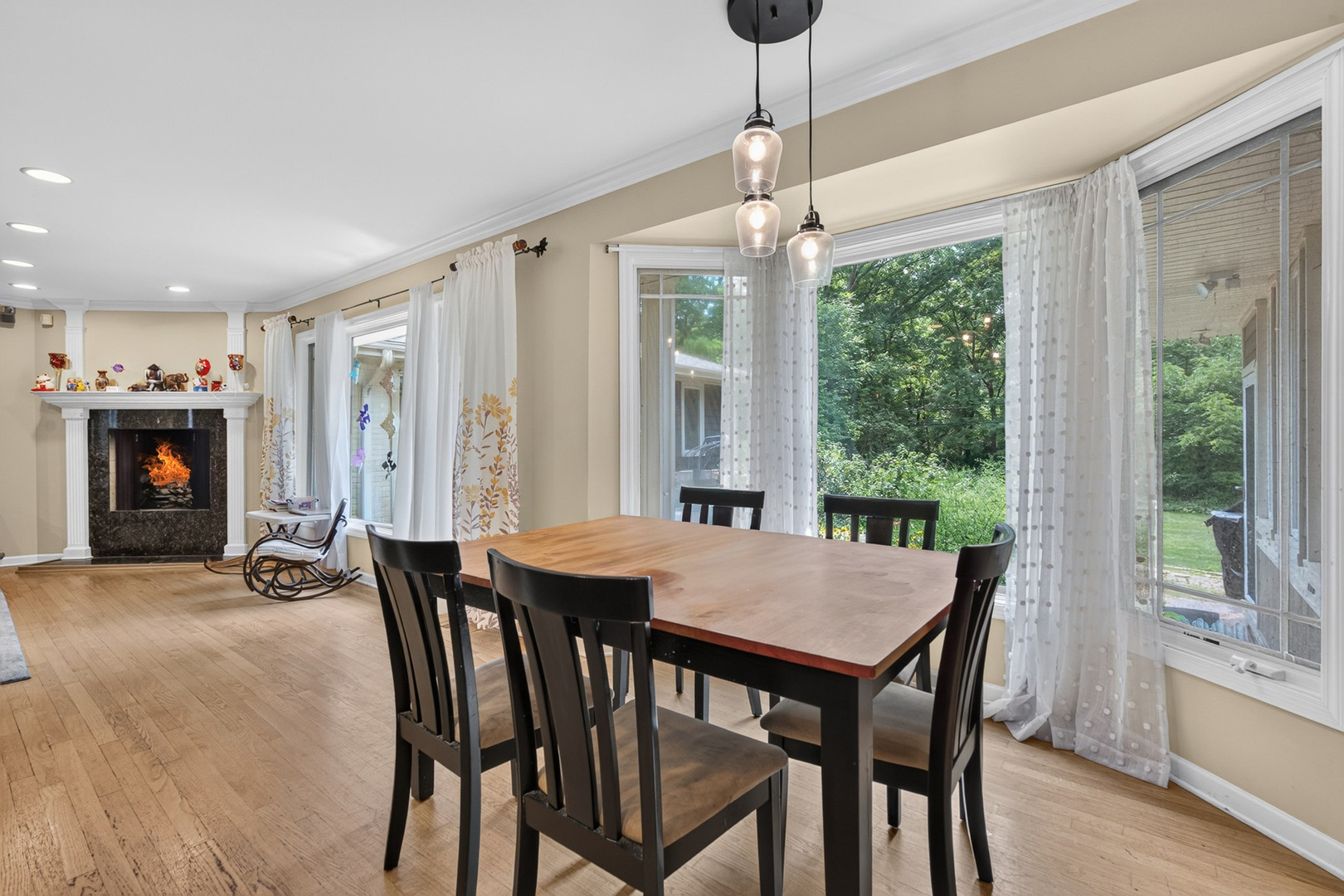 5th image of 14637 W River Oaks Dr, Lincolnshire, IL 60069 | MLS# 12700782