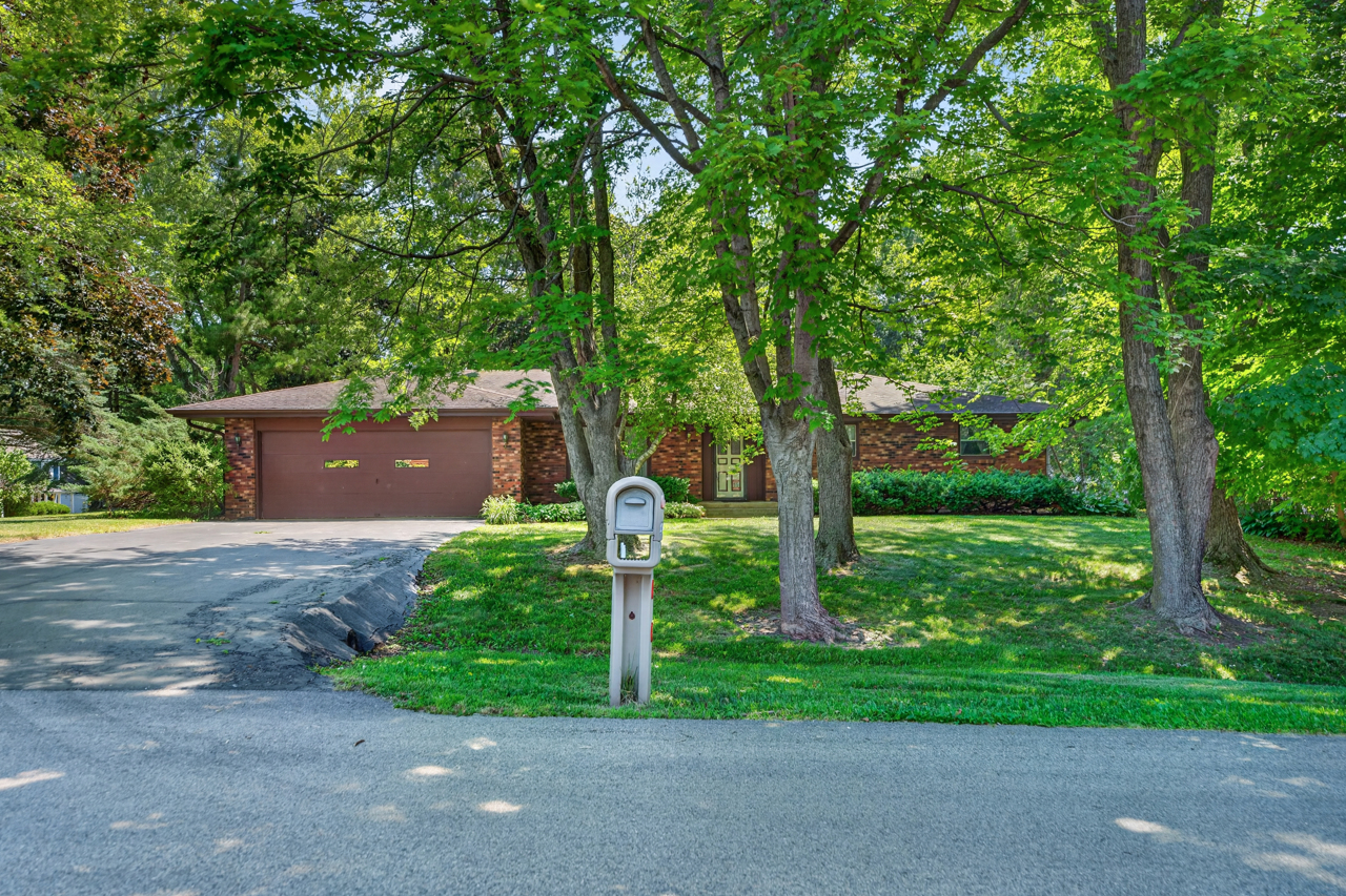 Homes for sale in Belvidere, IL | 12241 Squirrel Tree Ln, Belvidere, IL 61008 | MLS# 12700860
