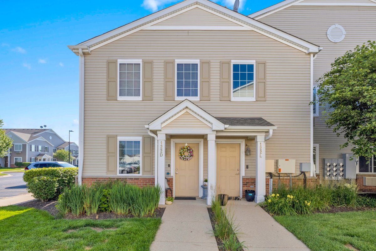 Homes for sale in Yorkville, IL | 122 Bertram Dr #D, Yorkville, IL 60560 | MLS# 12700868