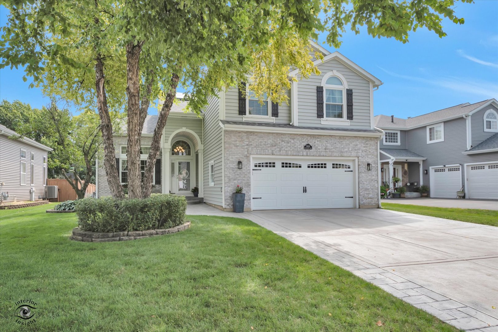 2nd image of 9035 Westminster Dr, Woodridge, IL 60517 | MLS# 12700987