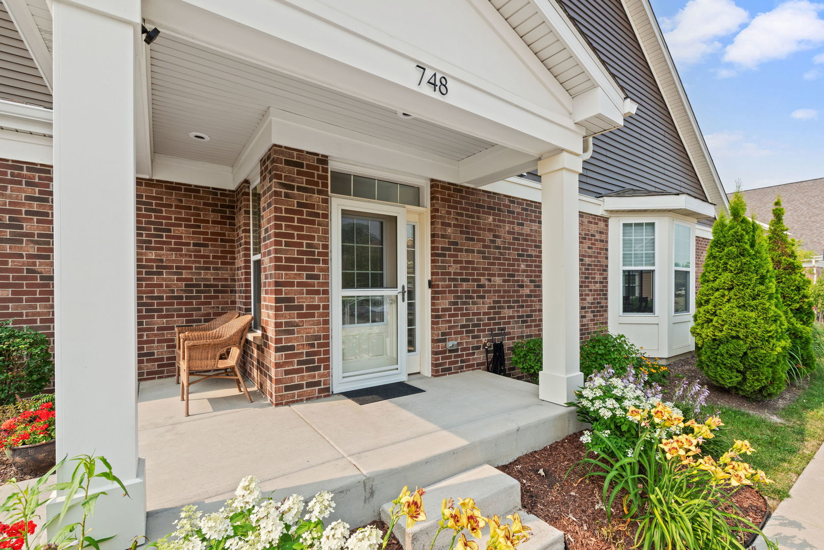 Homes for sale in Hanover Park, IL | 748 N Verandah Dr #748, Hanover Park, IL 60133 | MLS# 12701153
