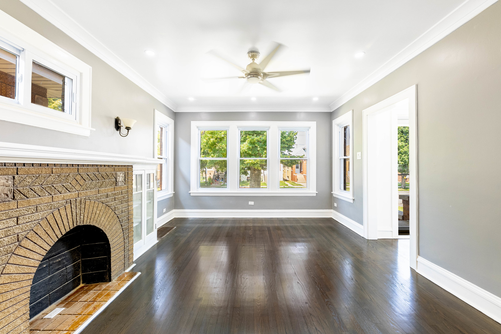 4th image of 3035 N Luna Ave, Chicago, IL 60641 | MLS# 12701175