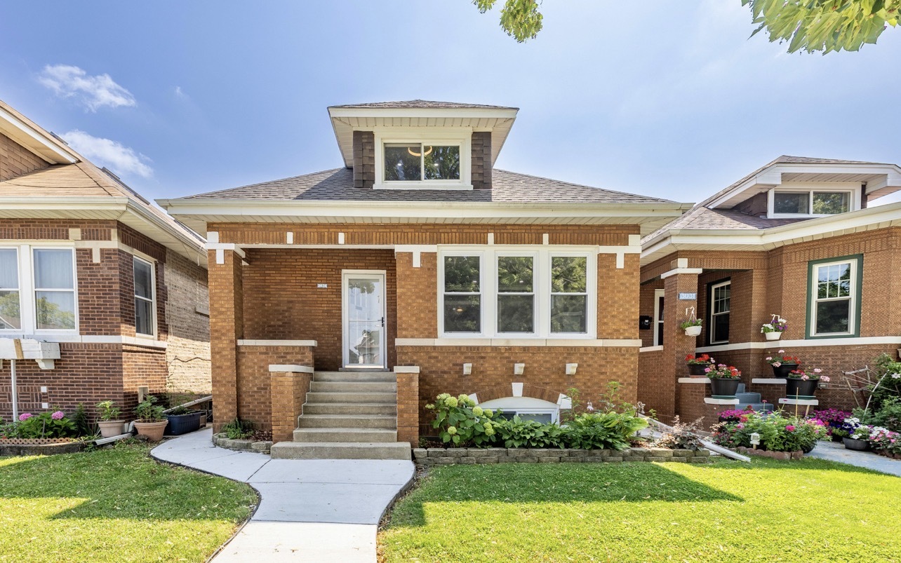 1st image of 3035 N Luna Ave, Chicago, IL 60641 | MLS# 12701175