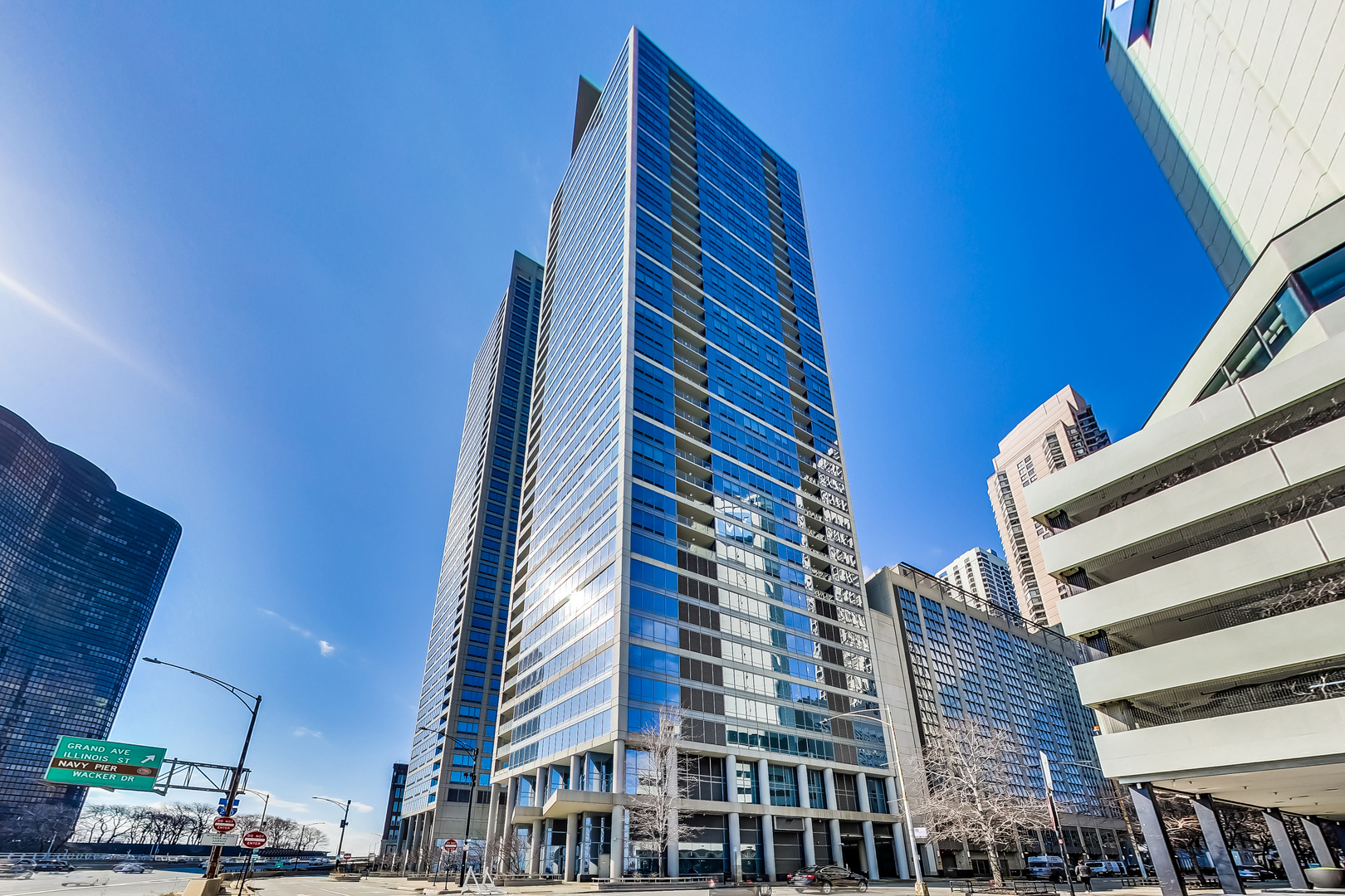 Homes for sale in Chicago, IL | 600 N Lake Shore Dr, Chicago, IL 60611