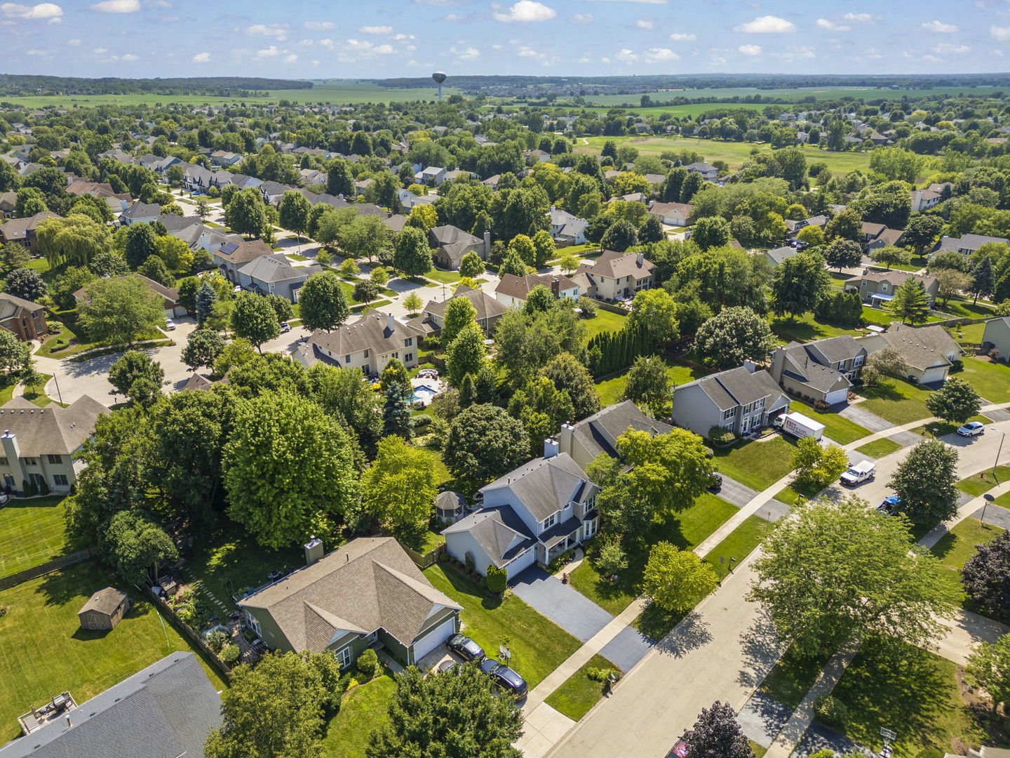 38th image of 571 Lakeview Dr, Oswego, IL 60543 | MLS# 12701244