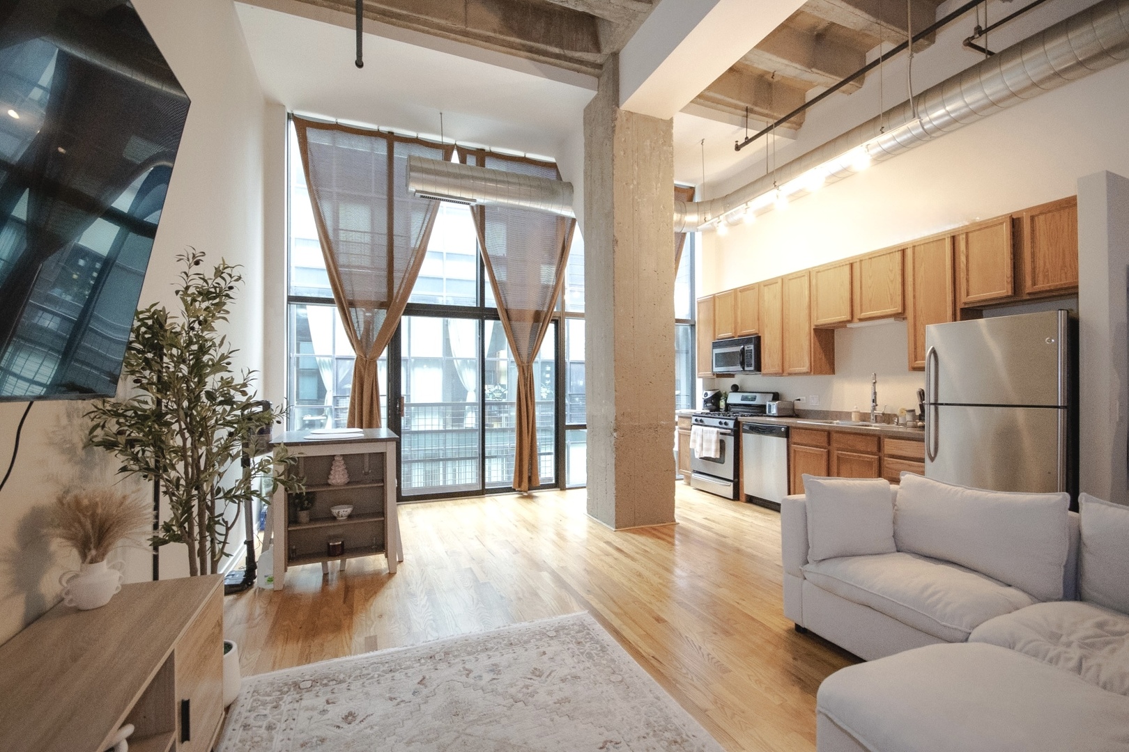 2nd image of 1645 W Ogden Ave #440, Chicago, IL 60612 | MLS# 12701264