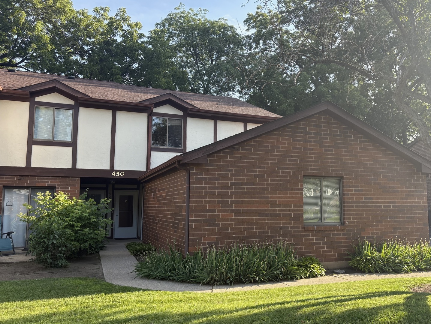 Homes for sale in Crystal Lake, IL | 450 Brandy Dr #A, Crystal Lake, IL 60014 | MLS# 12701376