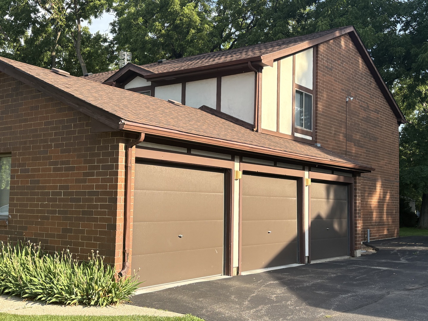 Homes for sale in Crystal Lake, IL | 450 Brandy Dr #A, Crystal Lake, IL 60014 | MLS# 12701376