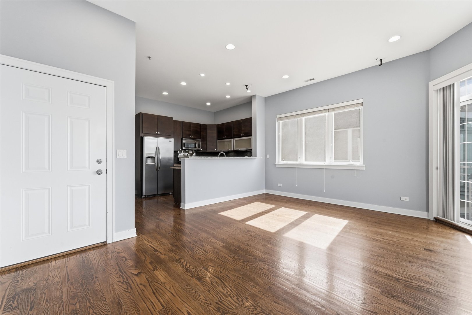 3rd image of 7934 W Grand Ave, Elmwood Park, IL 60707